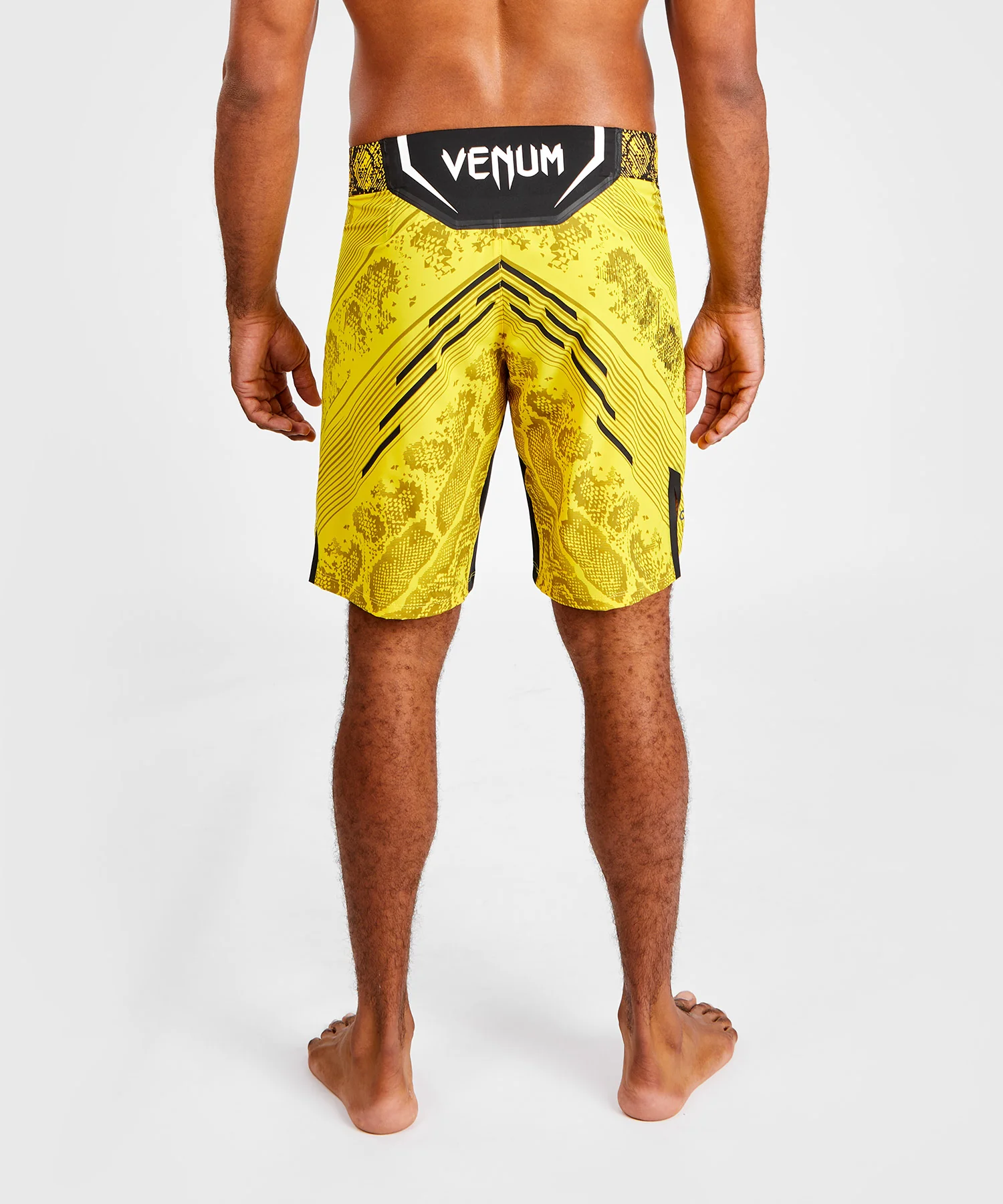 Short de combat Coupe longue pour Hommes UFC Adrenaline by Venum Authentic Fight Night - Jaune - Image 4
