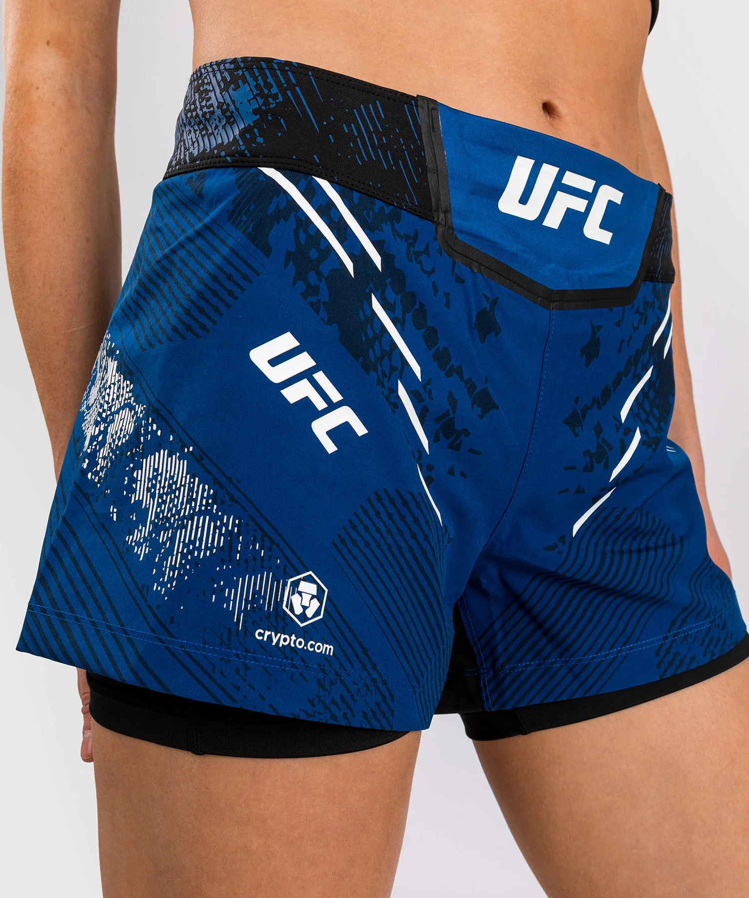 Short de Combat pour Femmes UFC Adrenaline by Venum Authentic Fight Night - Bleu - Image 5
