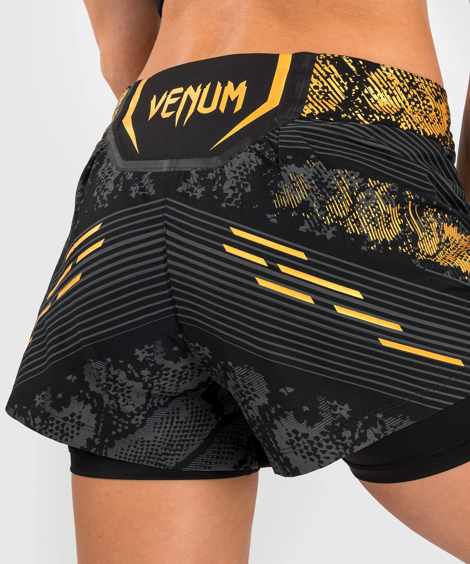 Short de combat pour Femmes UFC Adrenaline by Venum Authentic Fight Night - Champion - Image 8
