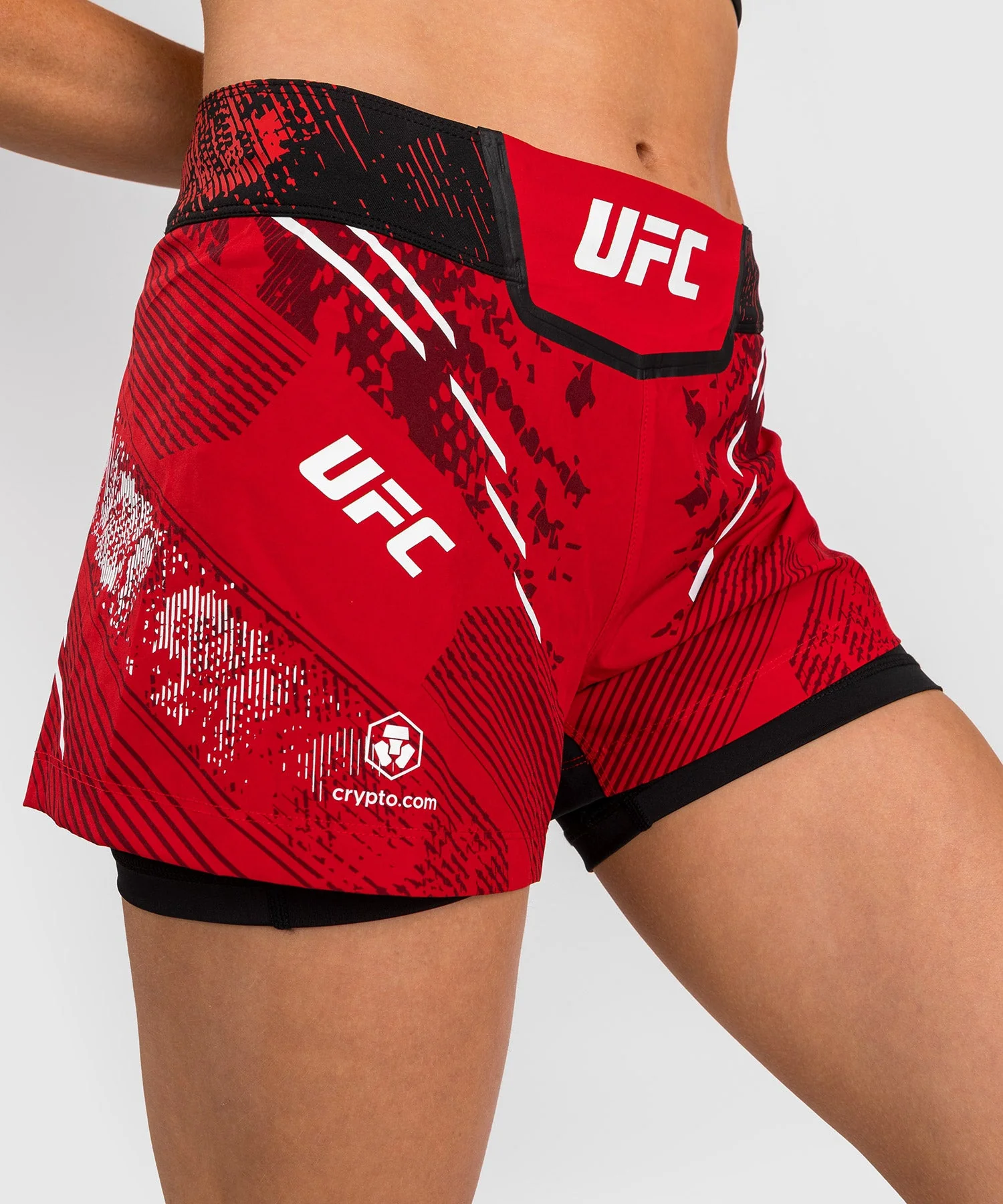 Short de Combat pour Femmes UFC Adrenaline by Venum Authentic Fight Night - Rouge - Image 3