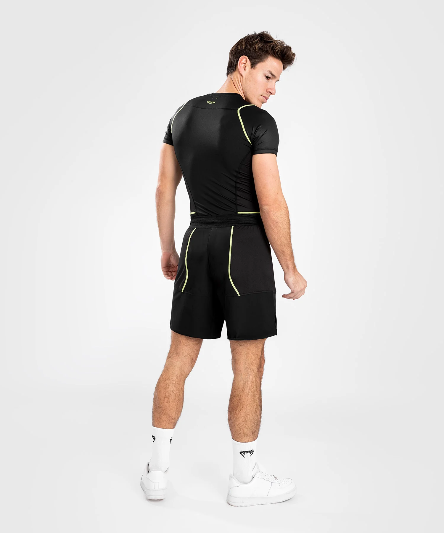 Short de combat Venum Fusion 2.0 - Noir/Jaune - Image 2
