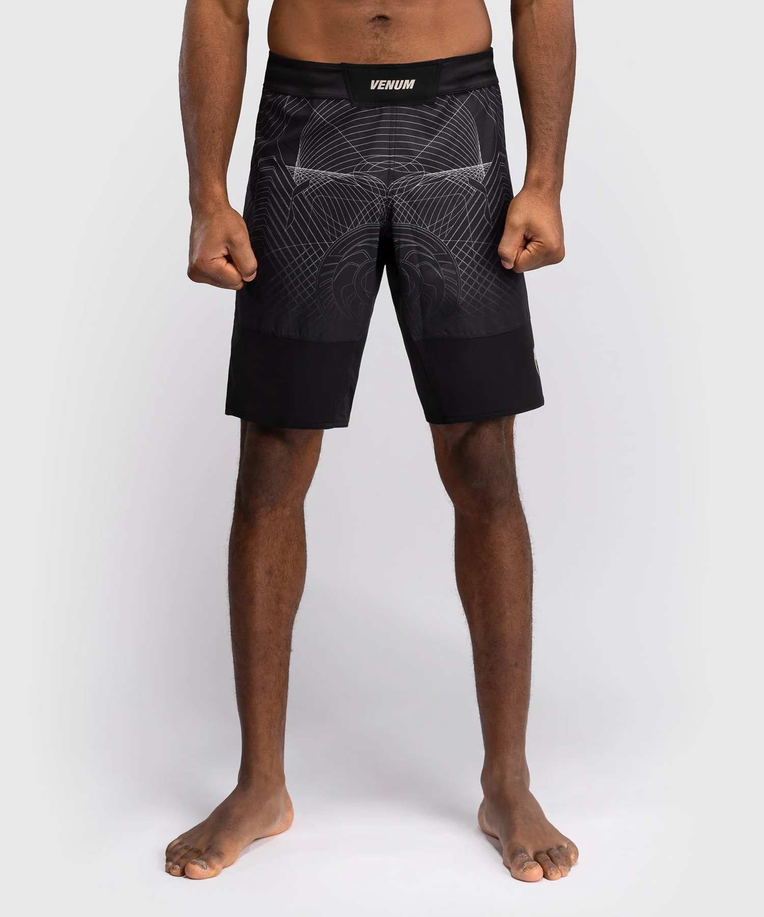 Short de Combat Venum G-Fit Air pour Hommes - Noir Intense/Sable Désert