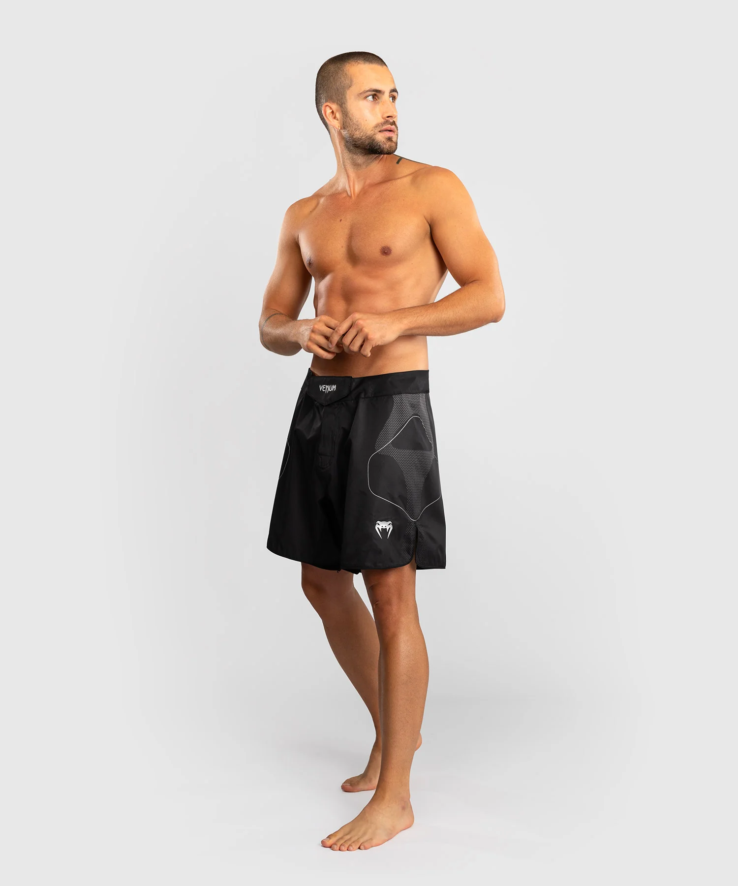 Short de Combat Venum Nexus – Noir/Argent - Image 4