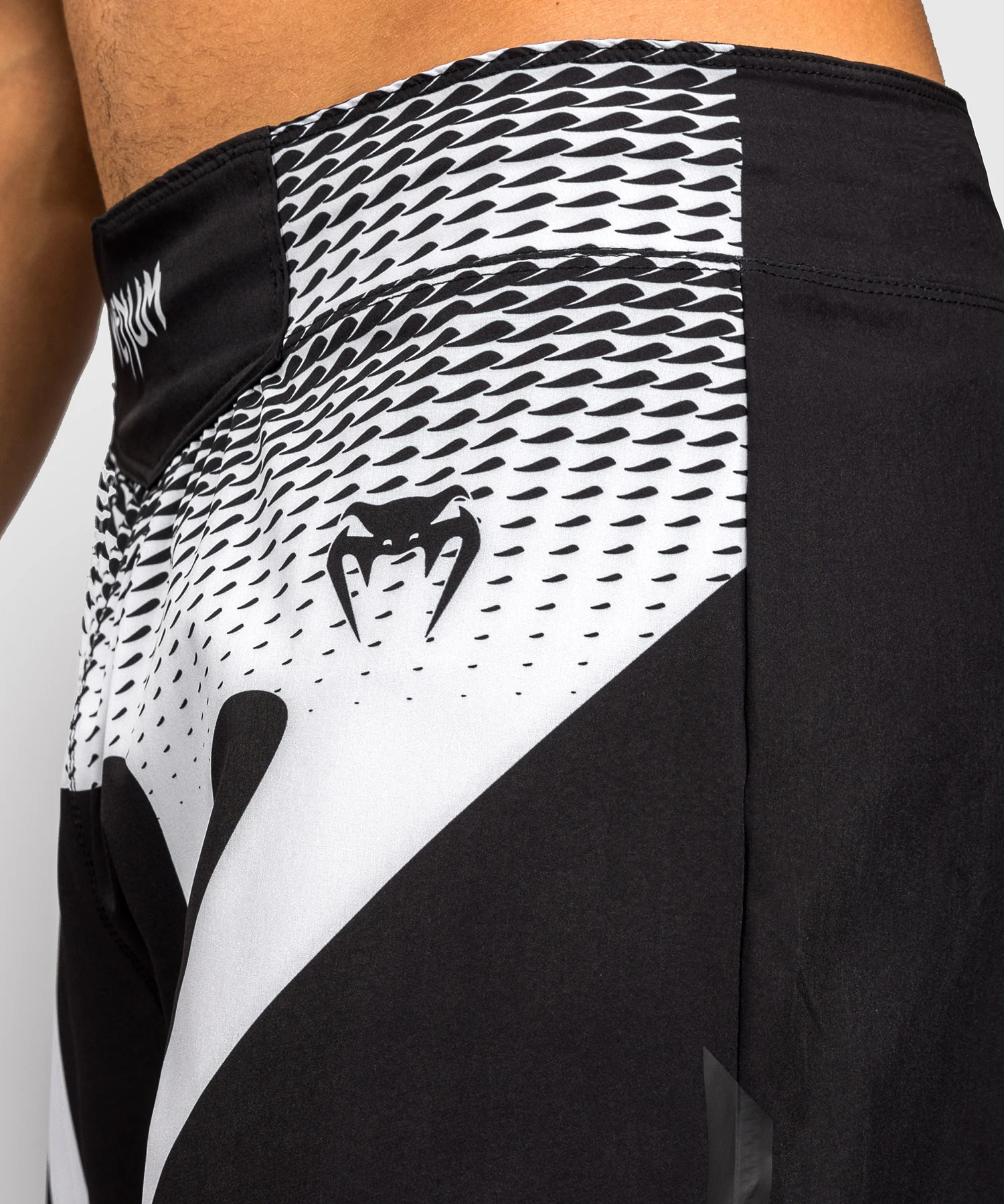 Short de Combat Venum No Gi - Noir/Blanc - Image 6