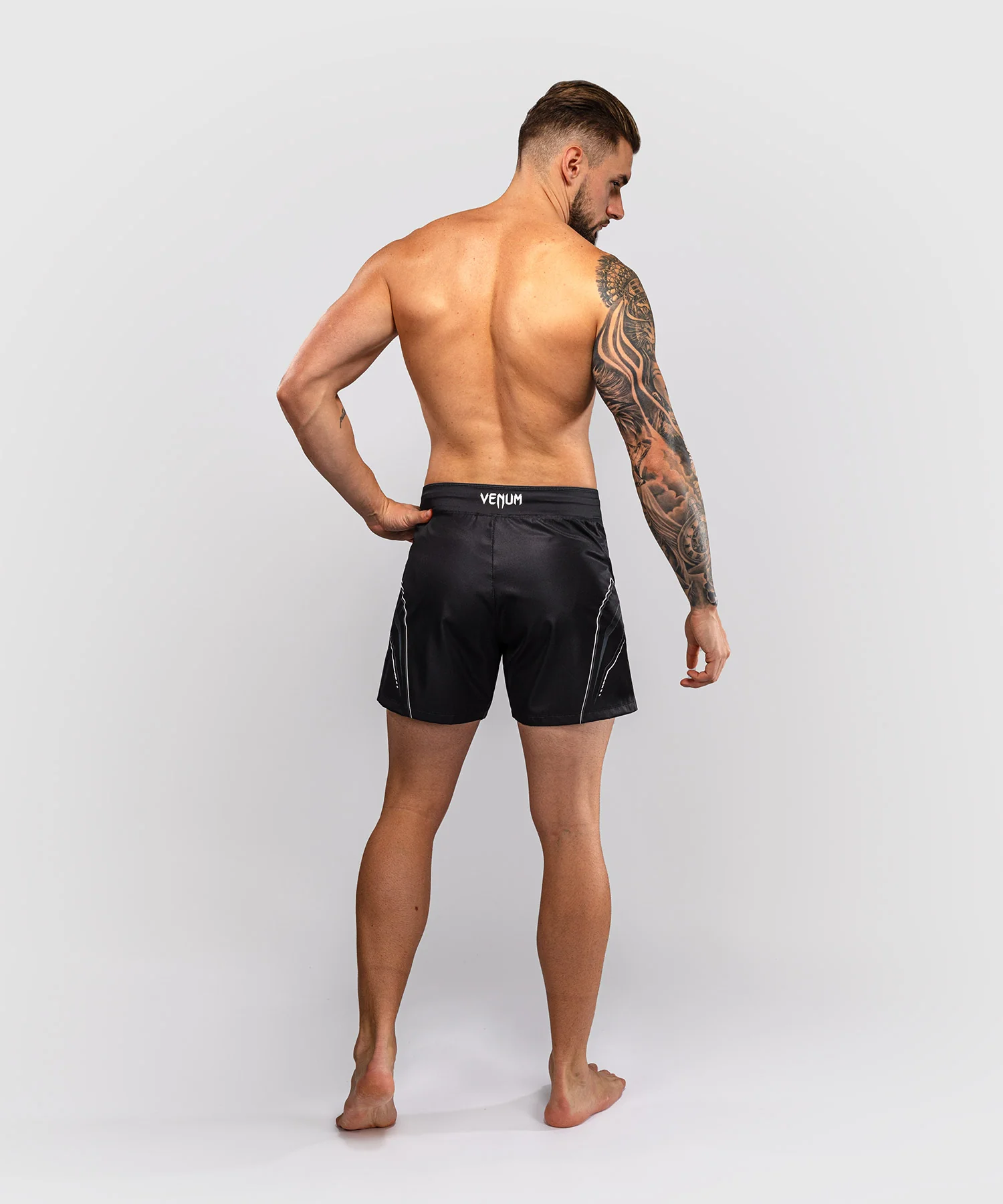 Short de Combat Venum Streamline – Noir/Blanc - Image 4