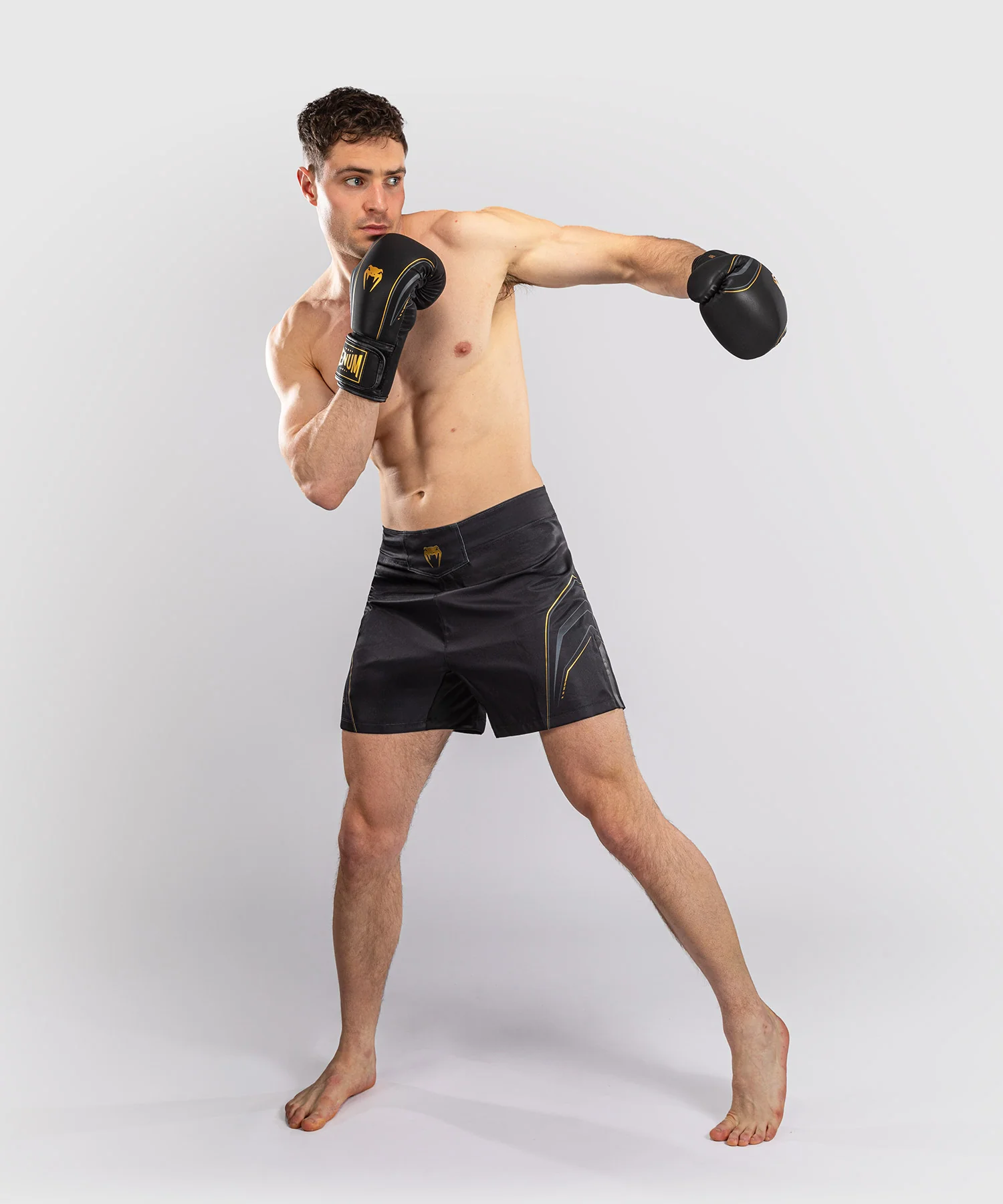 Short de Combat Venum Streamline – Noir/Or - Image 3