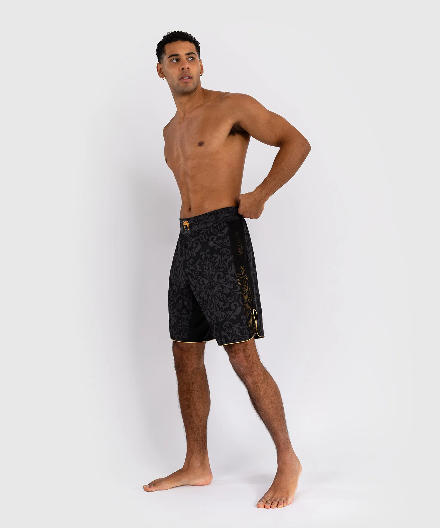 Short de Combat Venum x Topuria Unmatched Edition - Noir/Doré - Image 2