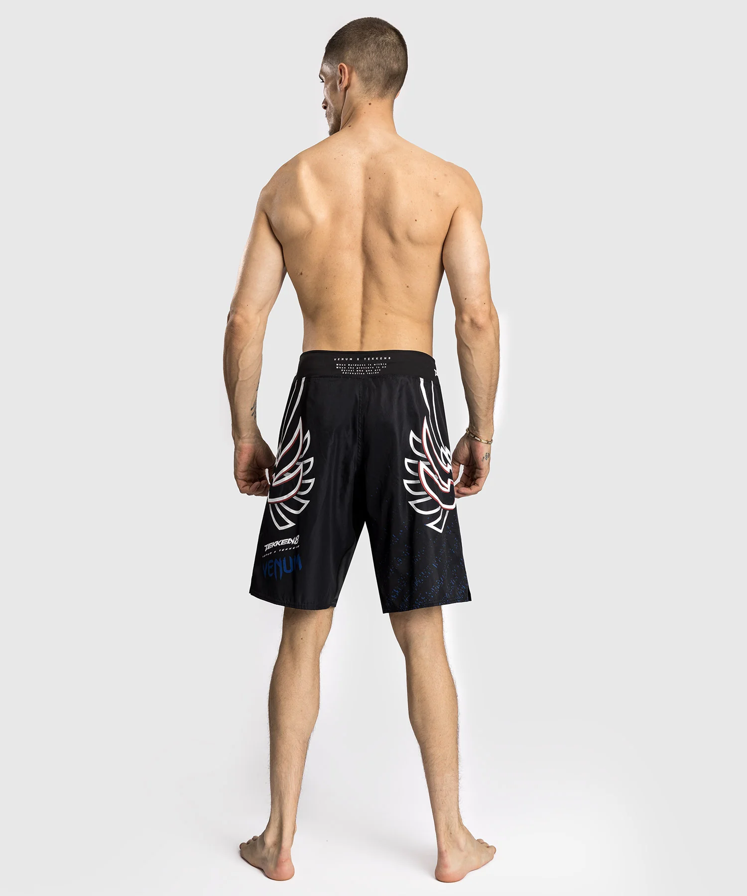 Short de combat Venum x TEKKEN 8 - Jin Kazama - Bleu/Noir/Blanc - Image 8