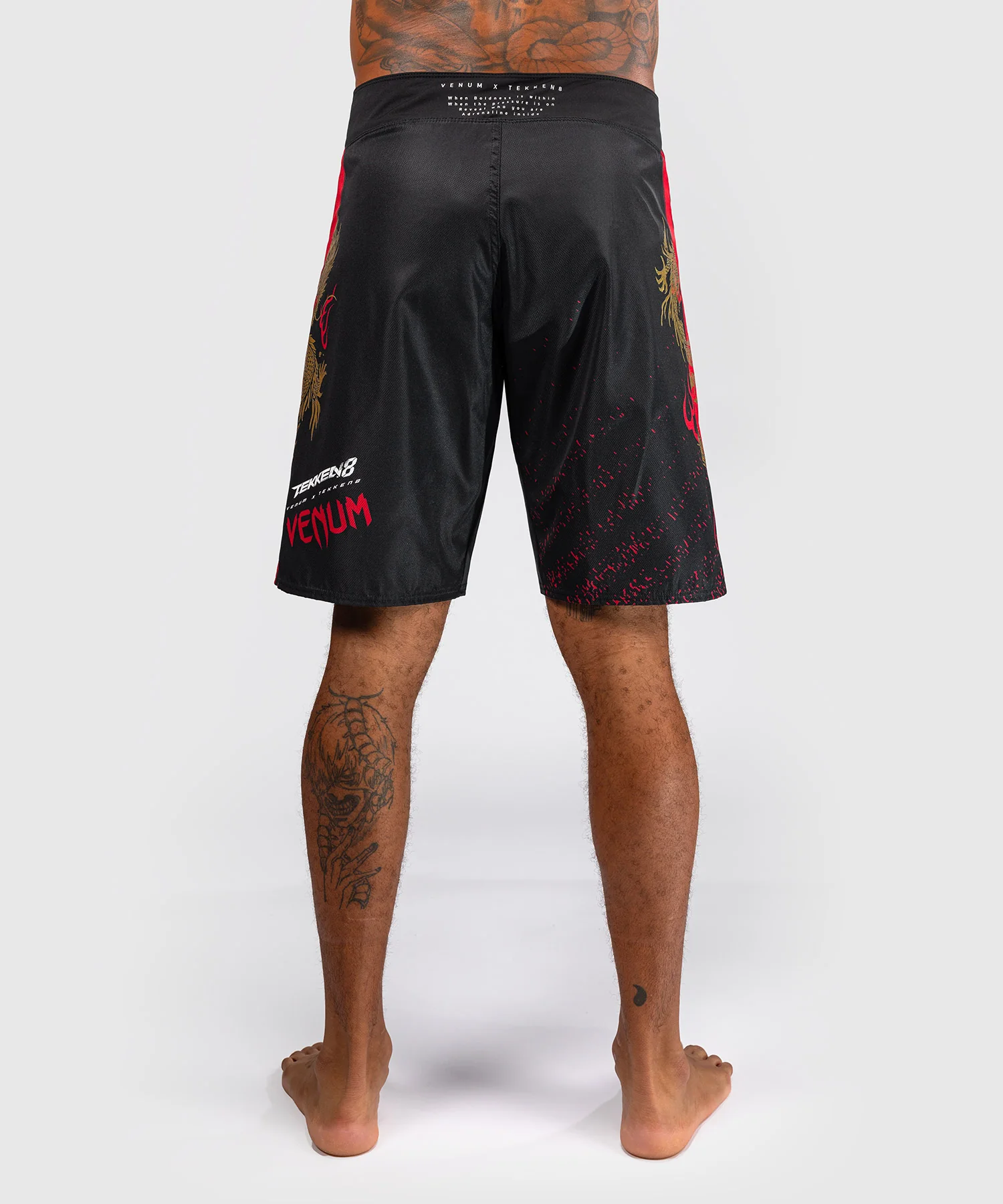 Short de combat Venum x TEKKEN 8 - Marshall Law - Noir/Rouge/Or - Image 3