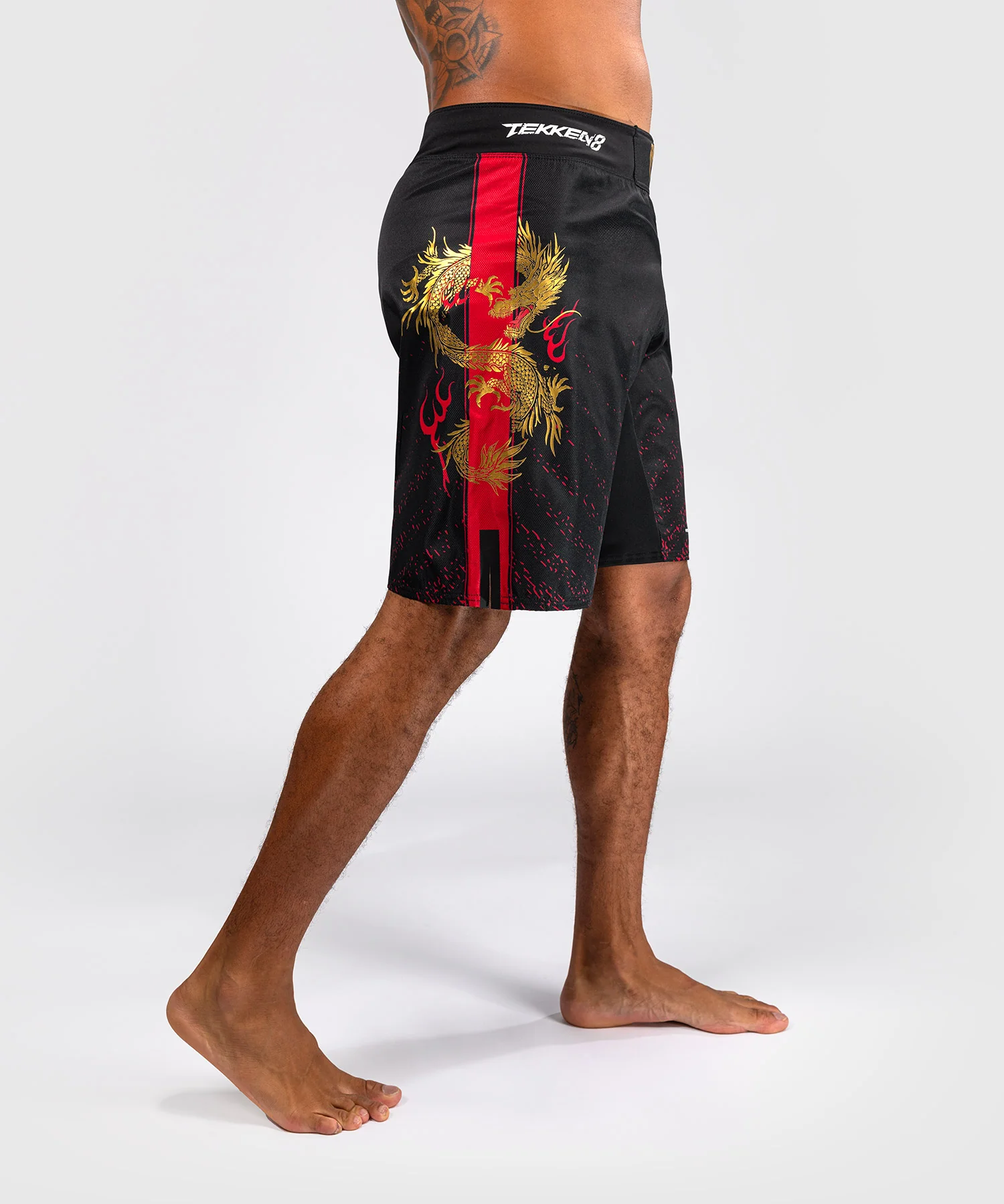 Short de combat Venum x TEKKEN 8 - Marshall Law - Noir/Rouge/Or - Image 4