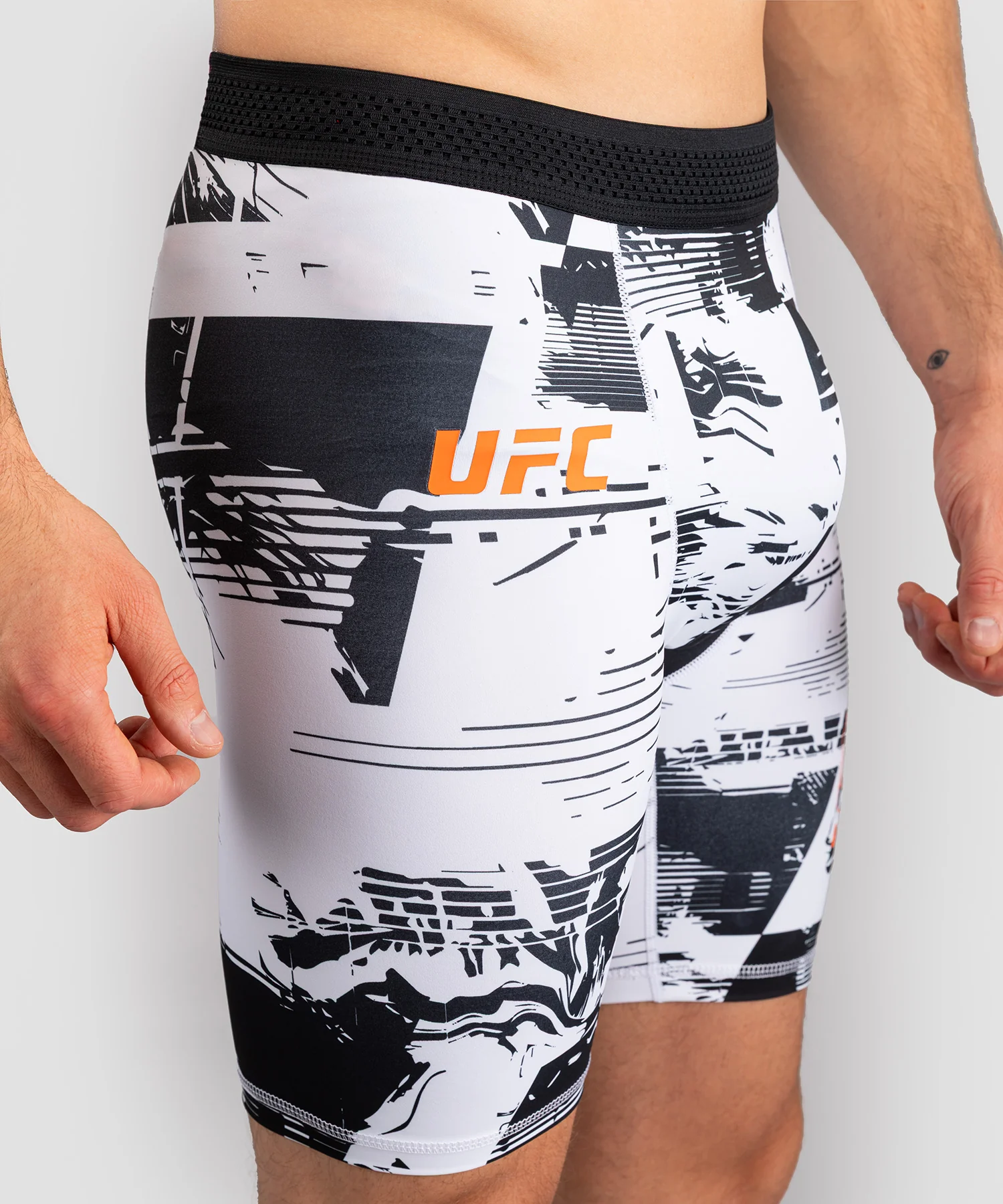 Short de compression Performance Homme UFC Zenith by Venum Authentic Fight Week - Blanc - Image 3