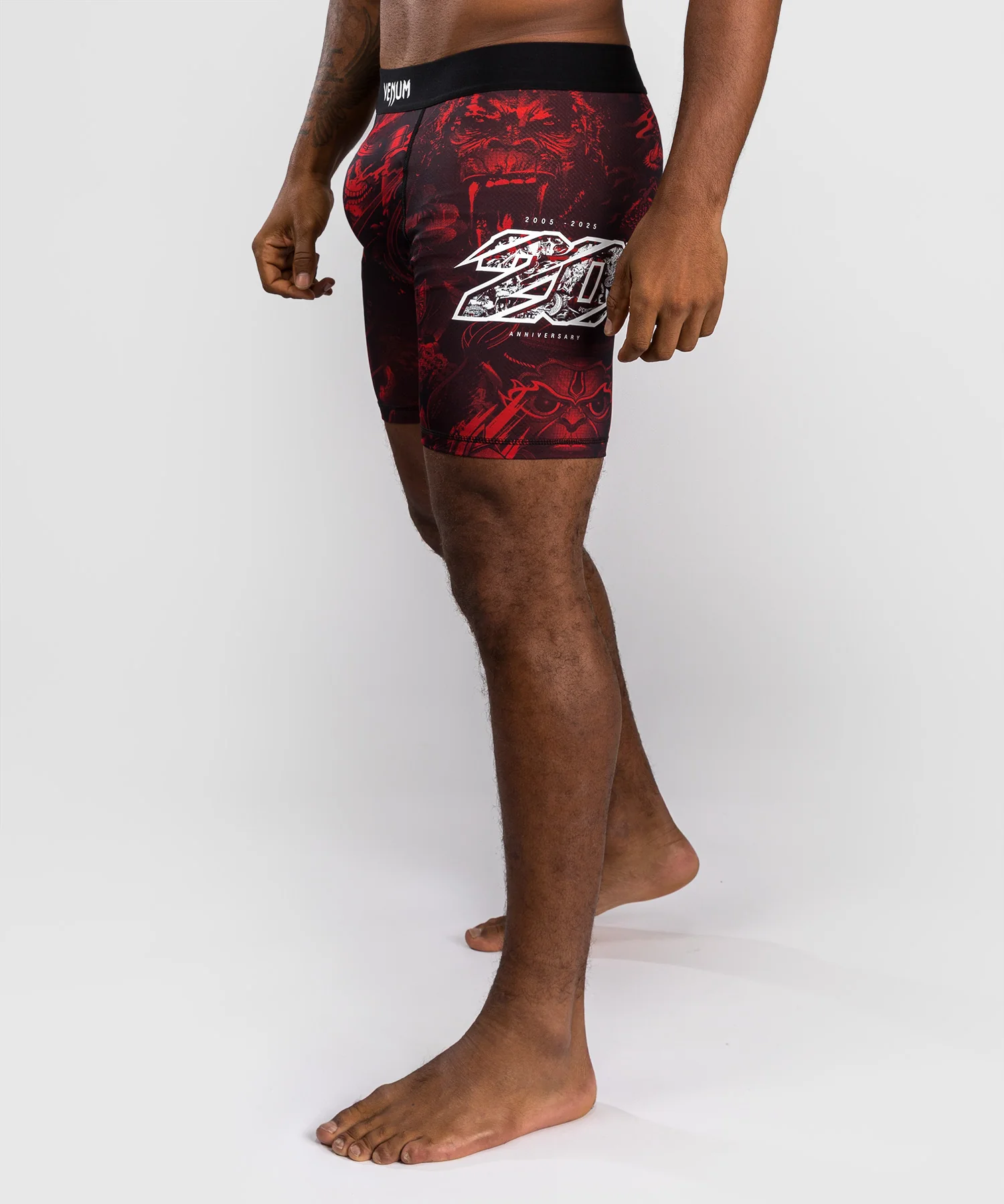 Short de Compression Venum 20th Anniversary - Noir/Rouge - Image 2