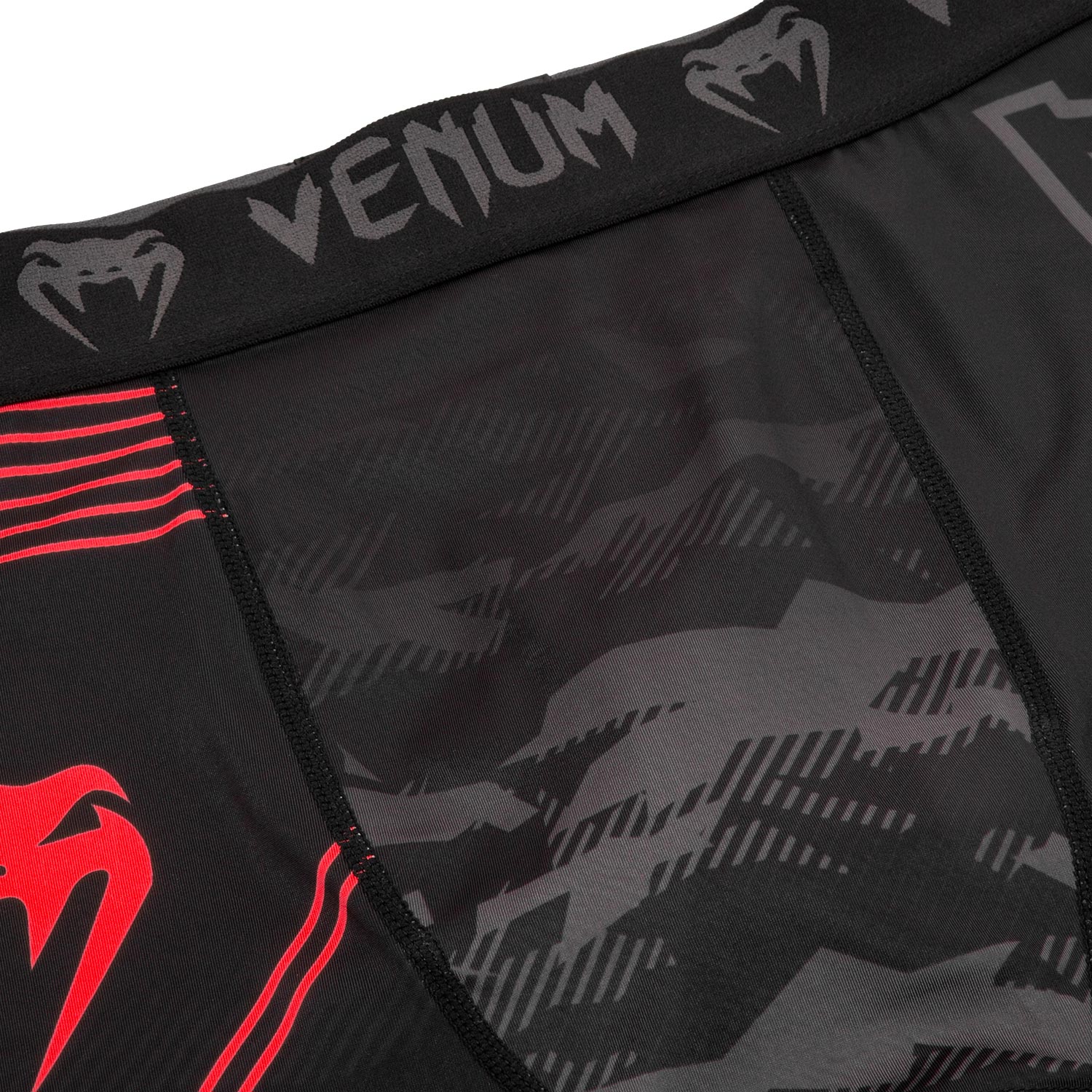 Short de compression Venum Okinawa 2.0 - Noir/Rouge - Image 5