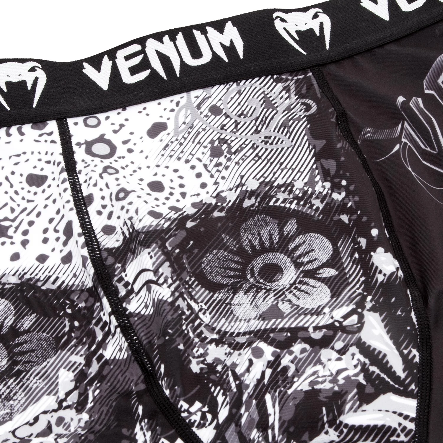 Short de compression Venum Santa Muerte 3.0 - Noir/Blanc - Image 5