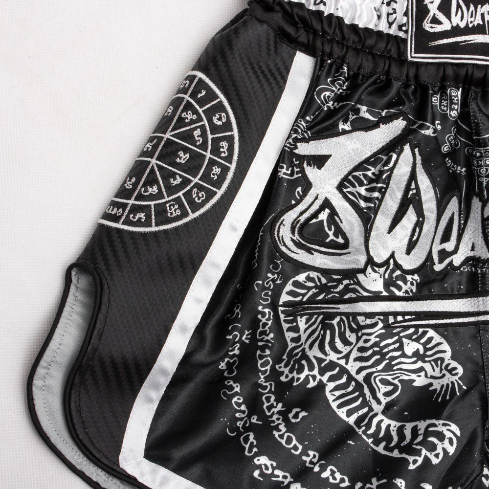 Short de Muay Thai Carbon - Sak Yant Tigers - Noir - Image 3