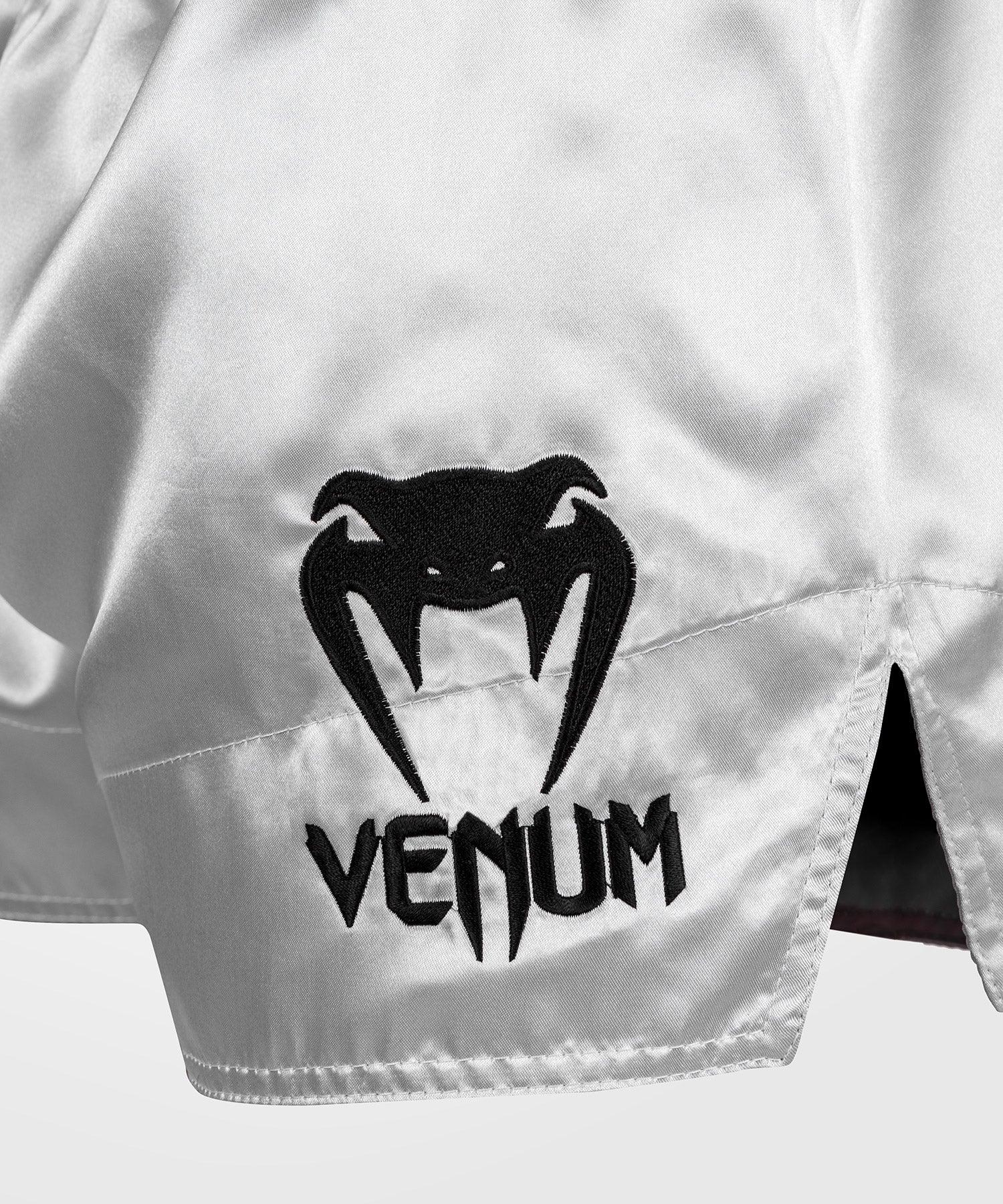 Short de Muay Thai Venum Classic - Argent/Noir - Image 4