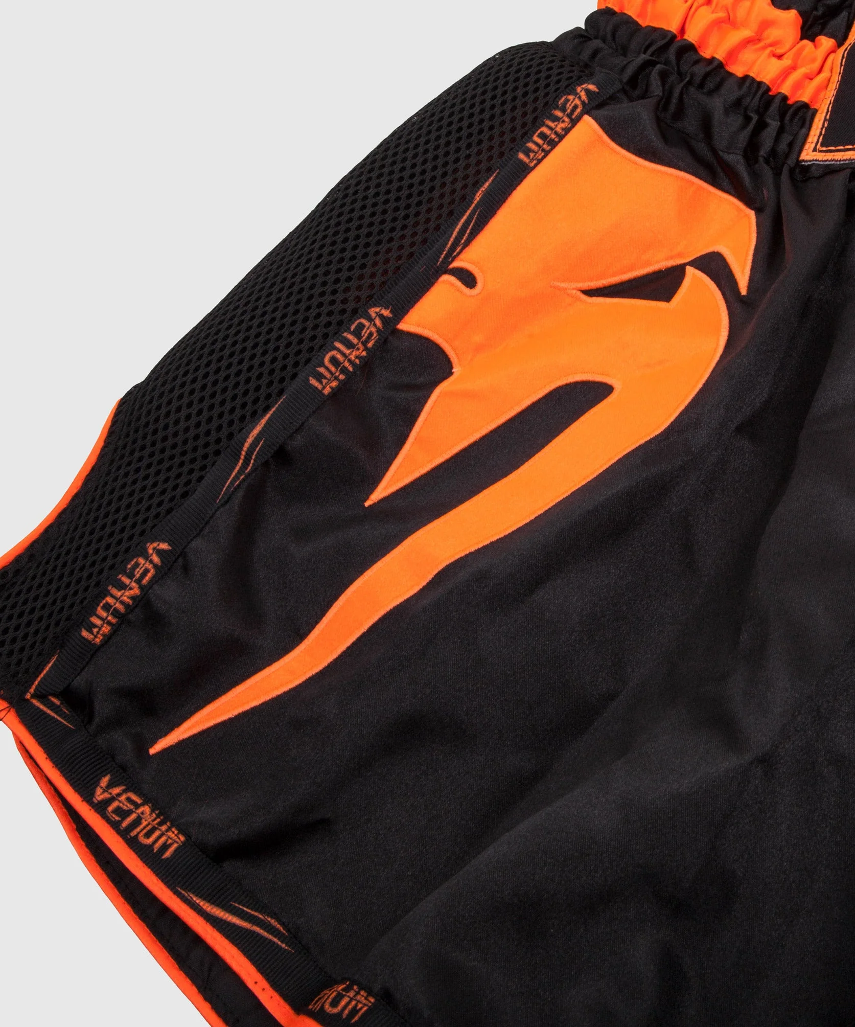 Short de Muay Thai Venum Giant - Image 4
