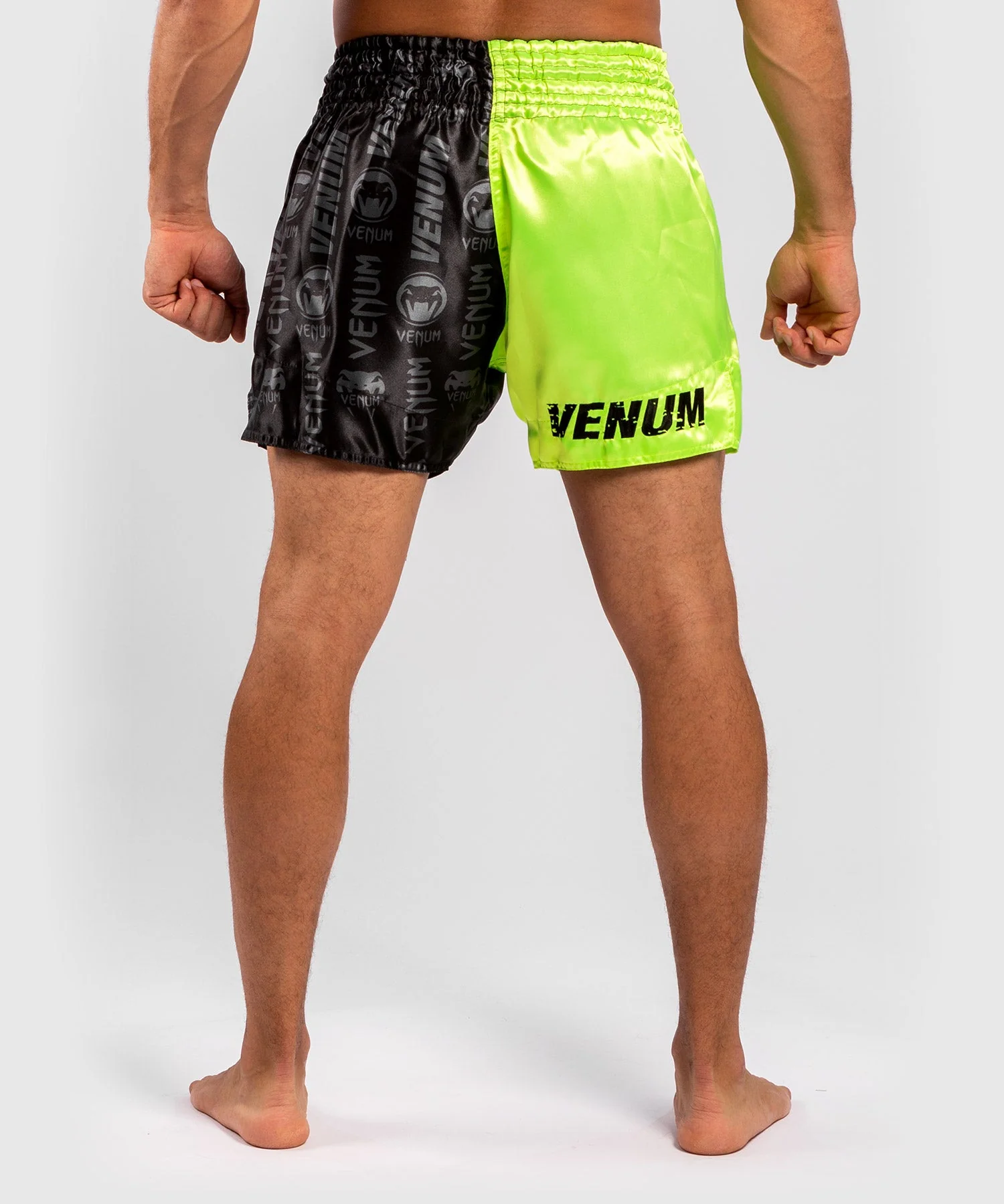 Short de Muay Thai Venum Logos - Noir/Jaune - Image 2