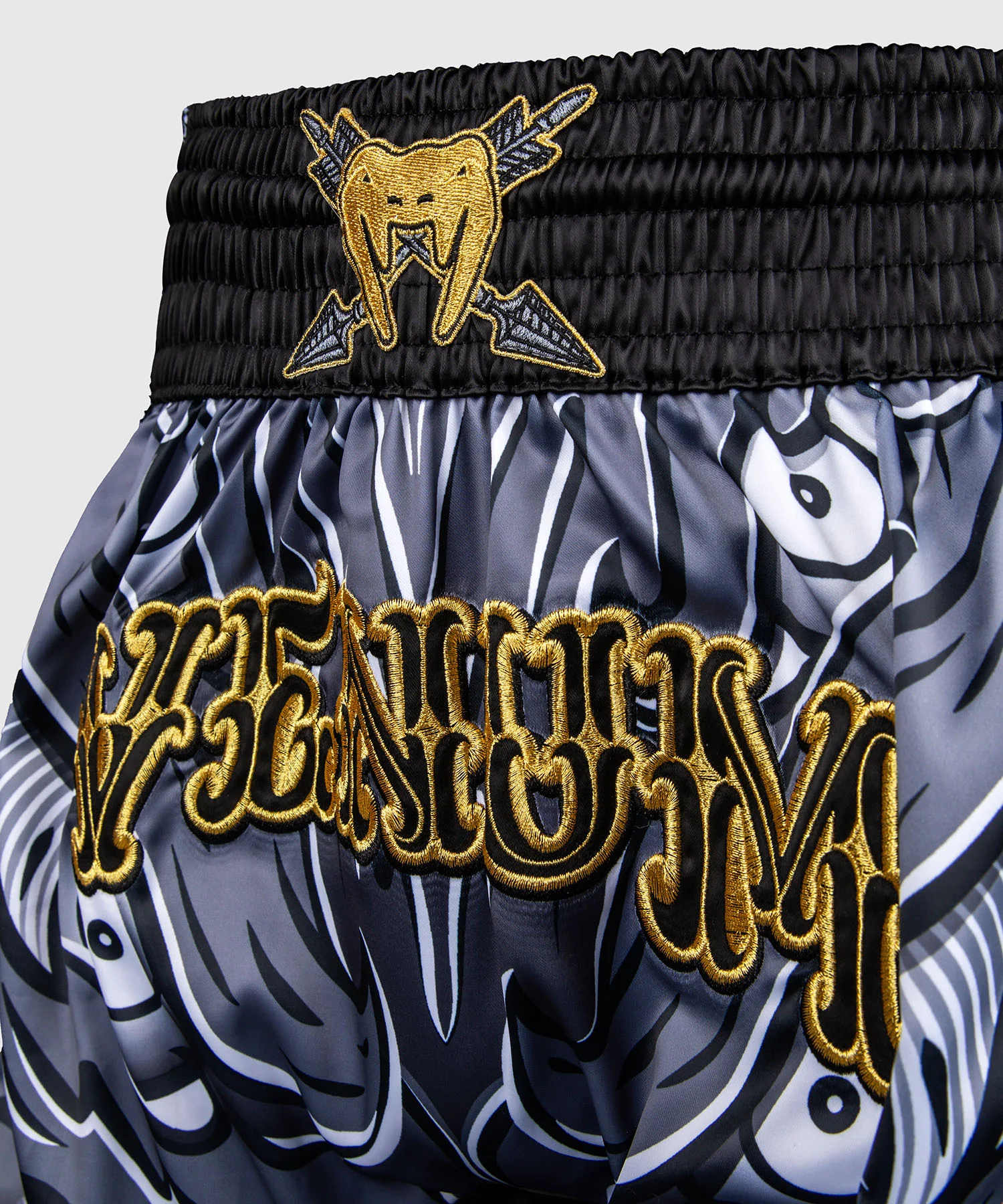 Short de Muay Thaï Venum Wolf Atak – Noir/Gris - Image 6
