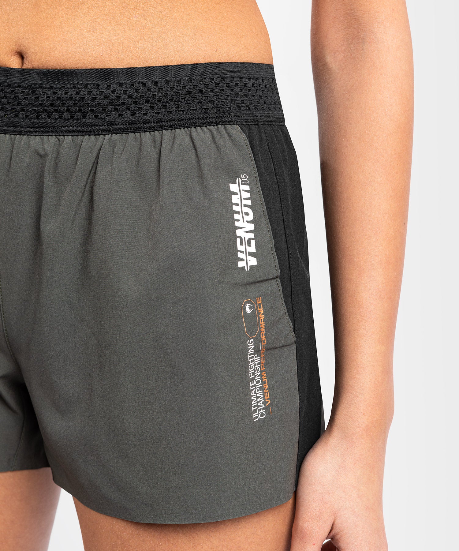 Short de performance pour Femmes UFC Adrenaline by Venum Fight Week - Khaki - Image 7