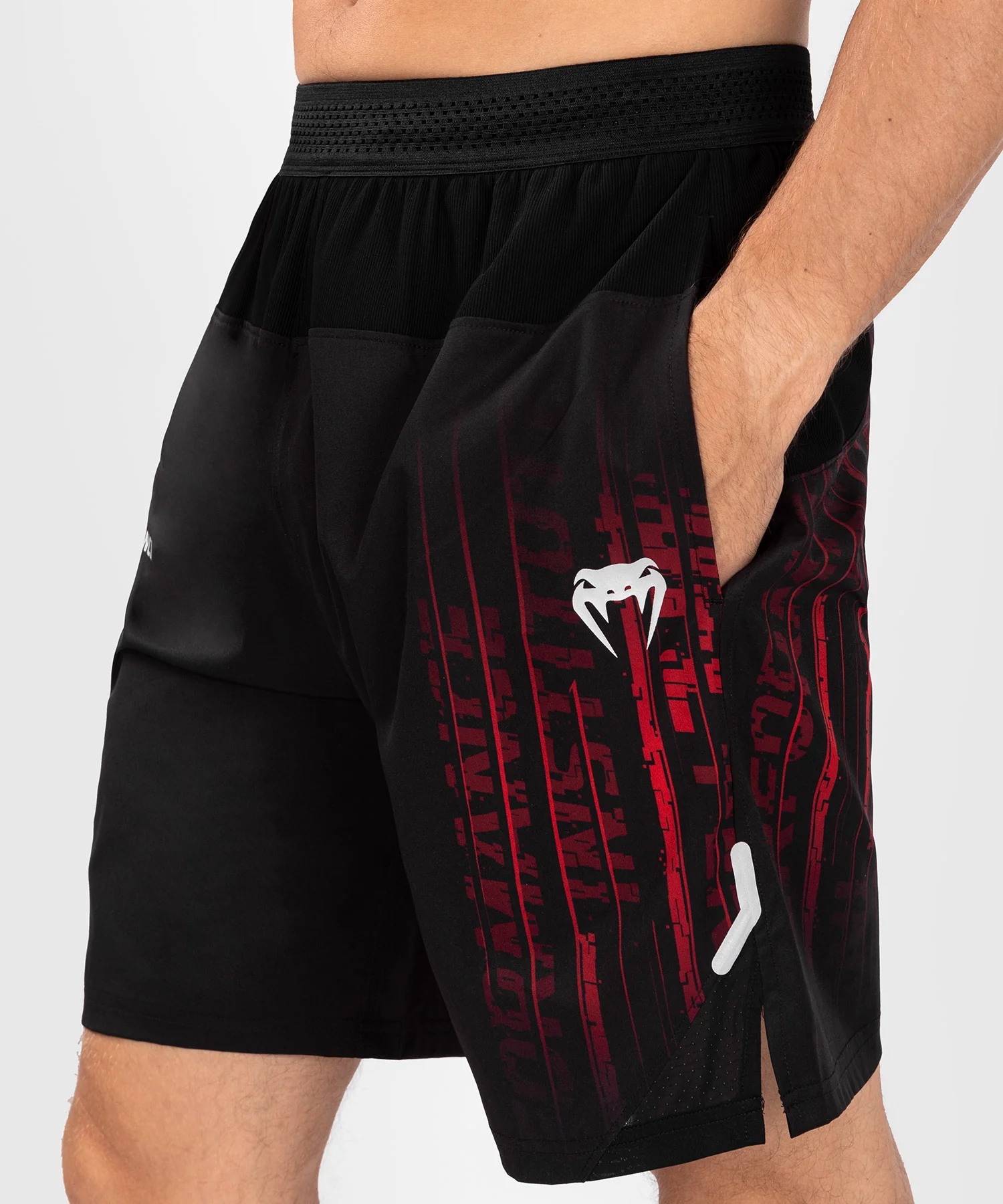 Short de performance pour hommes UFC Venum Performance Institute 2.0 - Noir/Rouge - Image 3