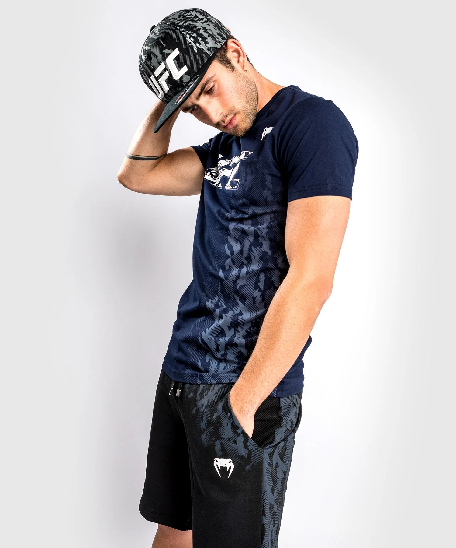 Short de Sport en Coton Homme UFC Venum Authentic Fight Week - Noir - Image 4
