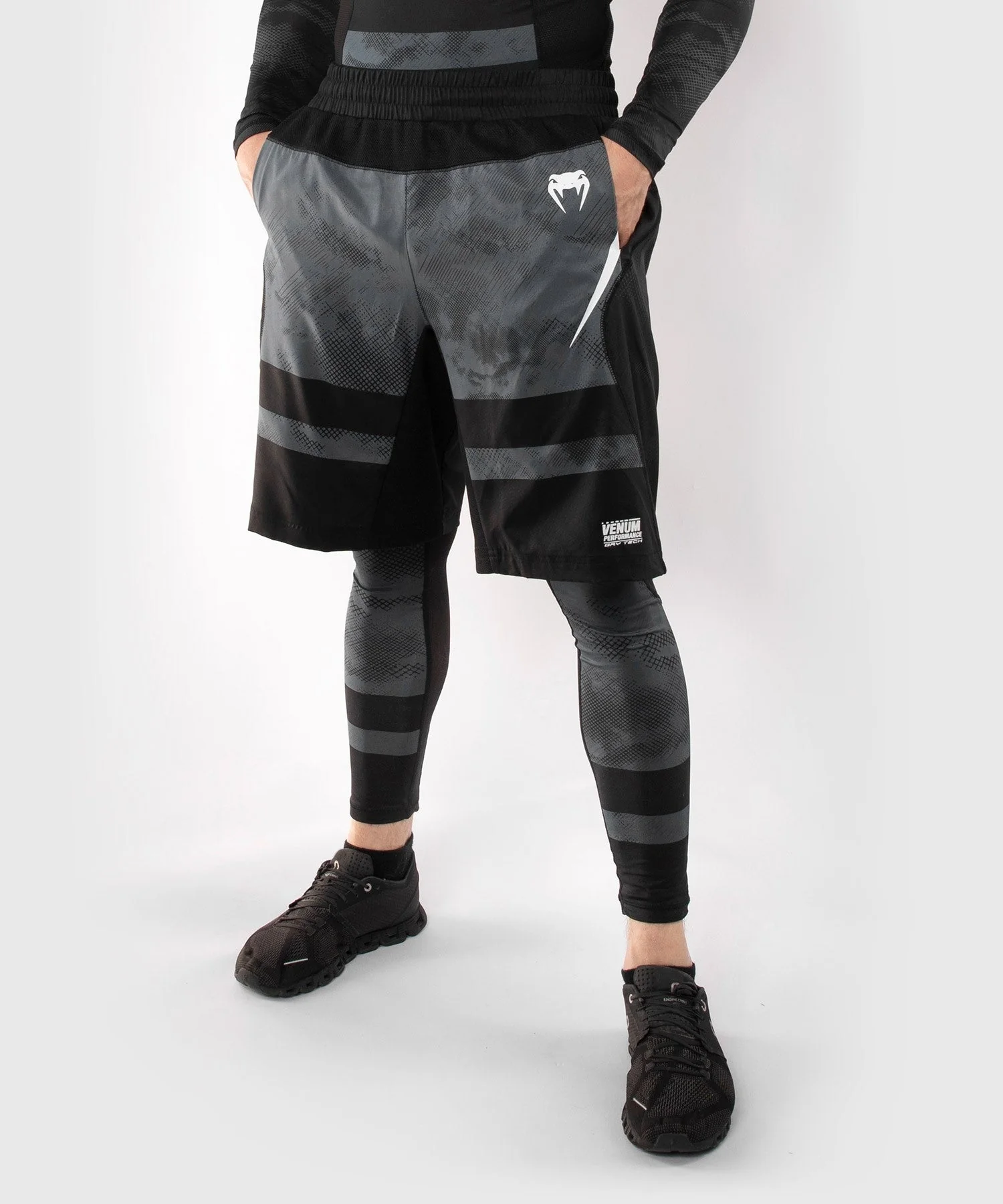 Short de Sport Venum Sky247 - Noir/Gris - Image 2
