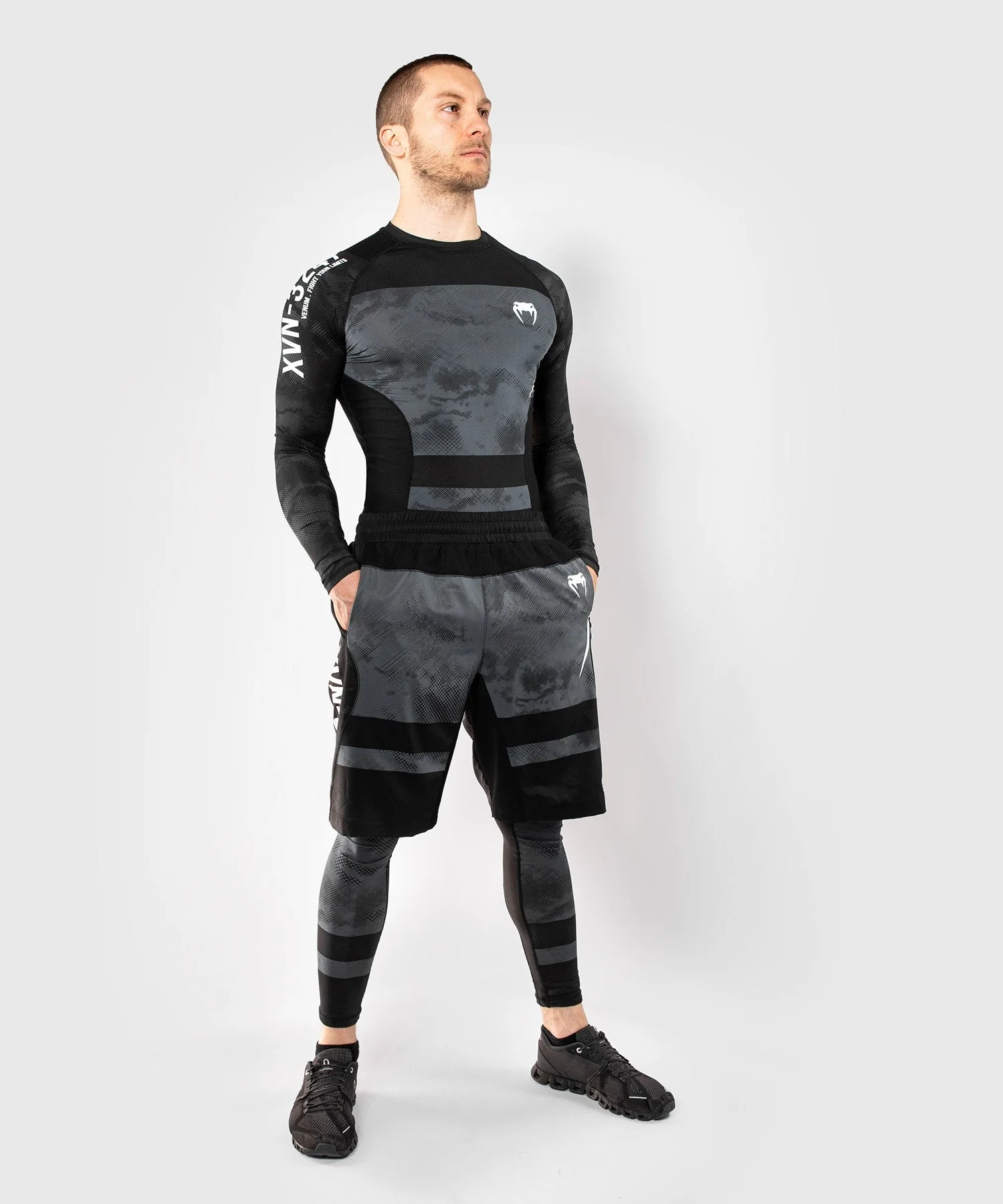 Short de Sport Venum Sky247 - Noir/Gris - Image 6