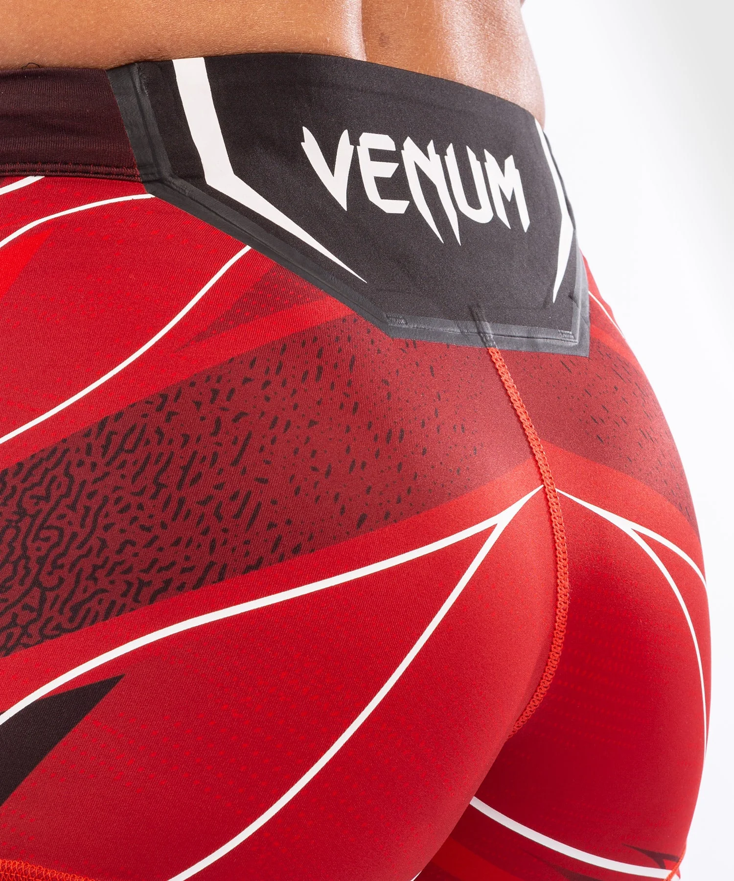 Short de compression pour Femmes UFC Venum Authentic Fight Night - Coupe Courte - Rouge - Image 6
