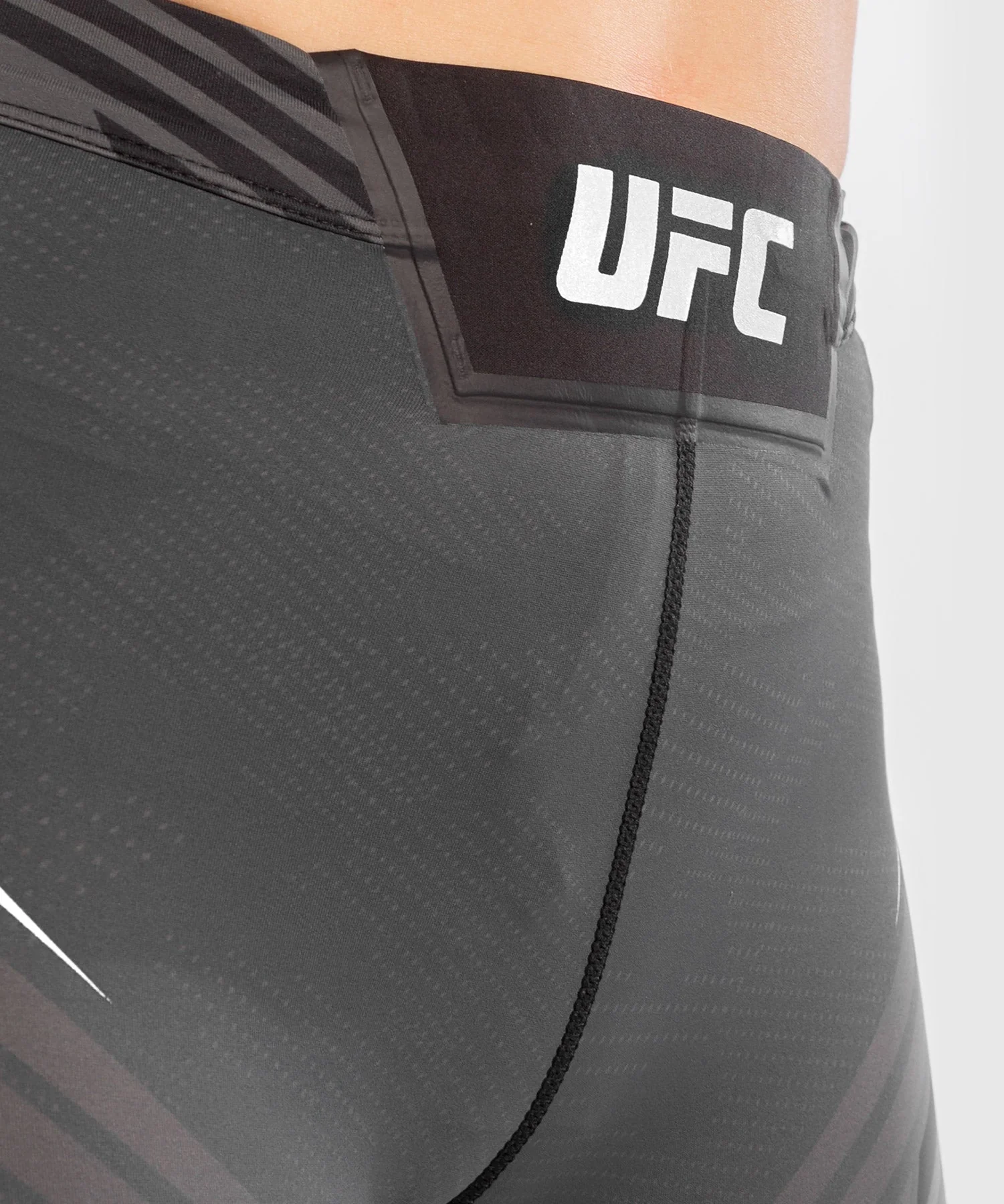 Short de compression pour Femmes UFC Venum Authentic Fight Night - Coupe Longue - Noir - Image 5