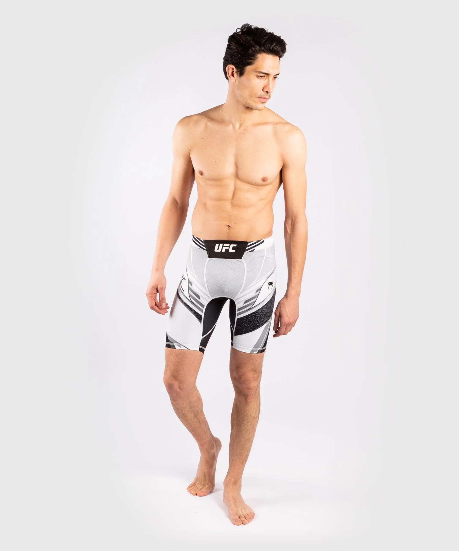 Short de compression pour Hommes UFC Venum Authentic Fight Night - Coupe Longue - Blanc - Image 7