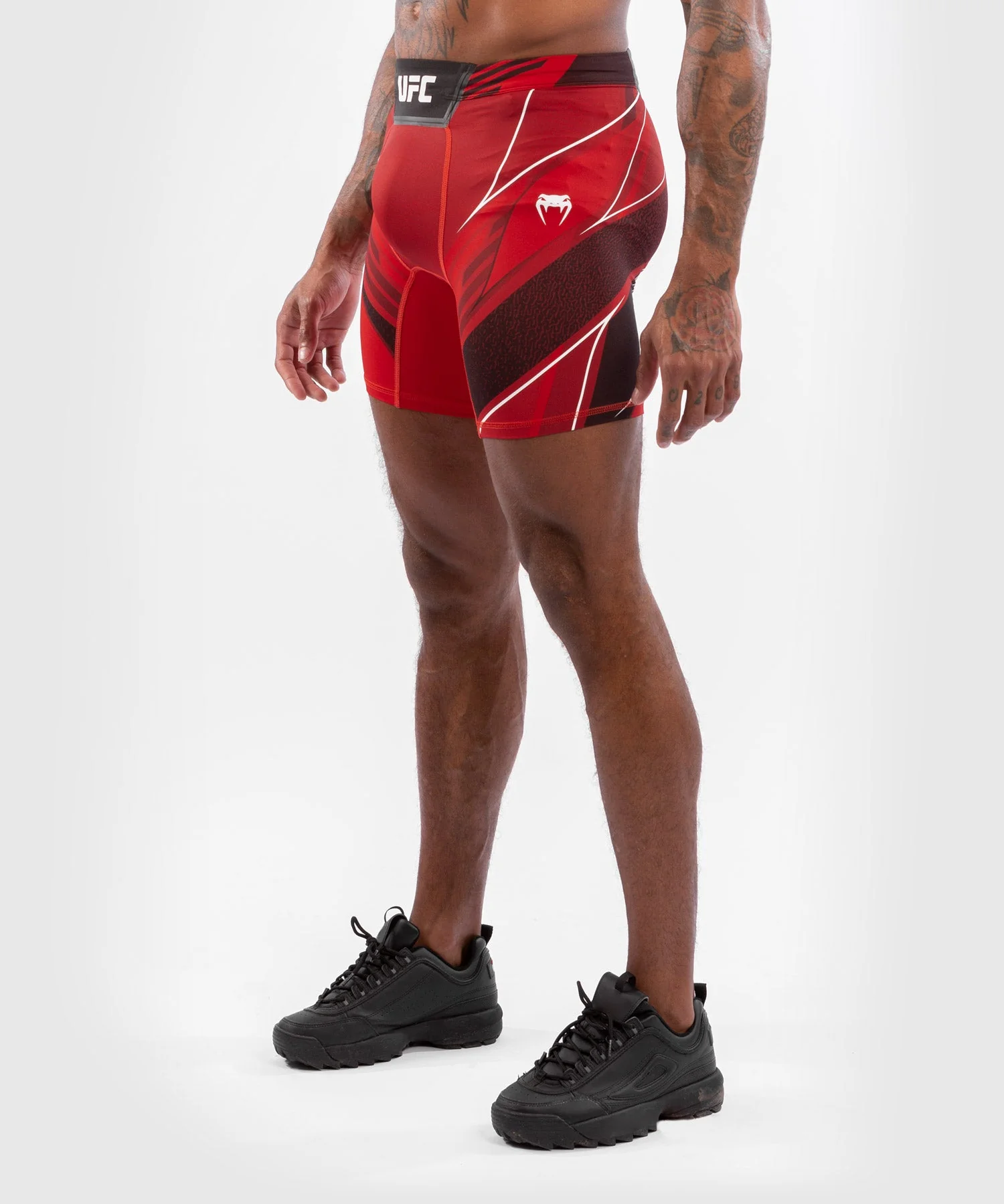 Short de compression pour Hommes UFC Venum Authentic Fight Night - Coupe Longue - Rouge - Image 3