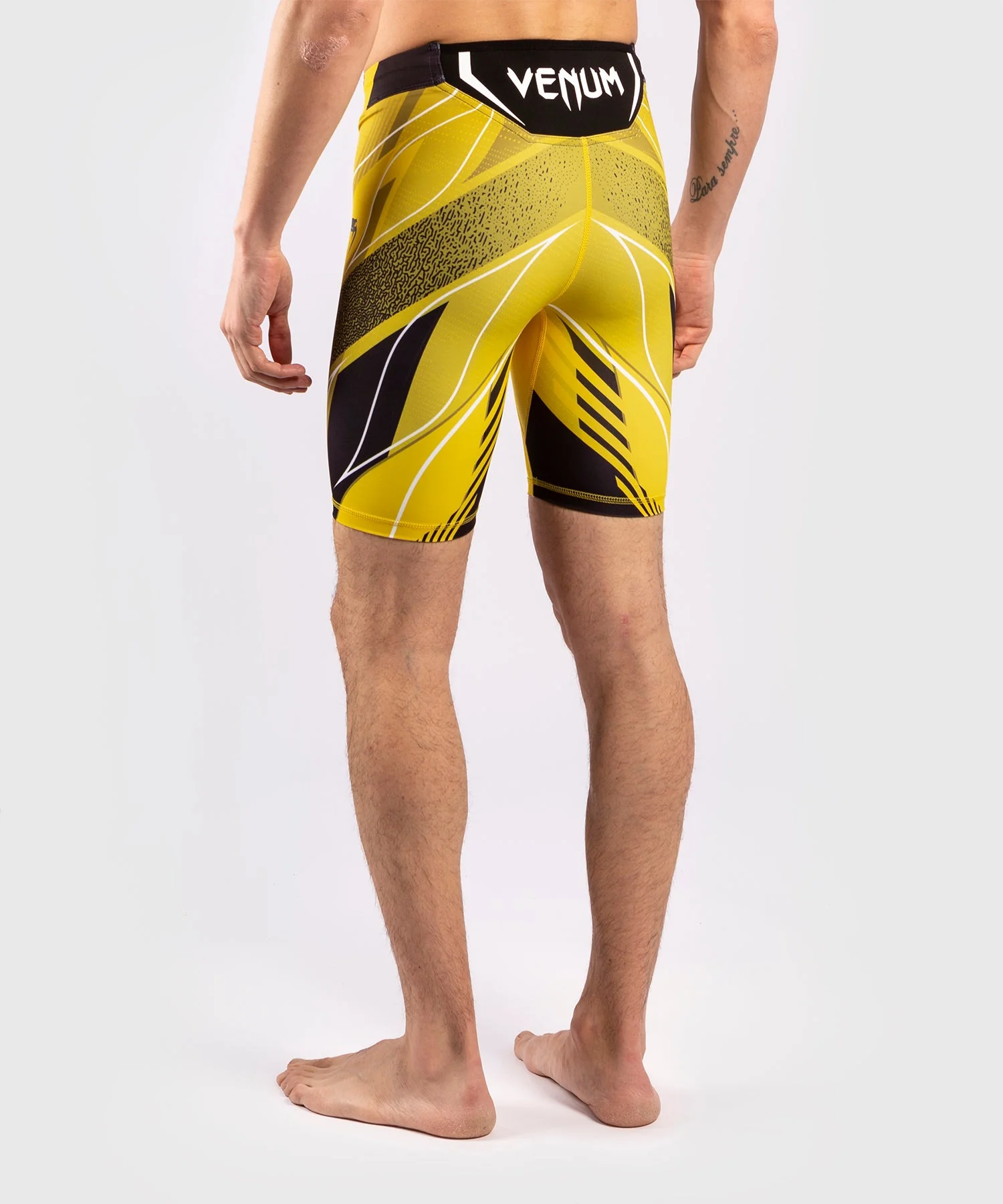 Short de compression pour Hommes UFC Venum Pro Line - Jaune - Image 5