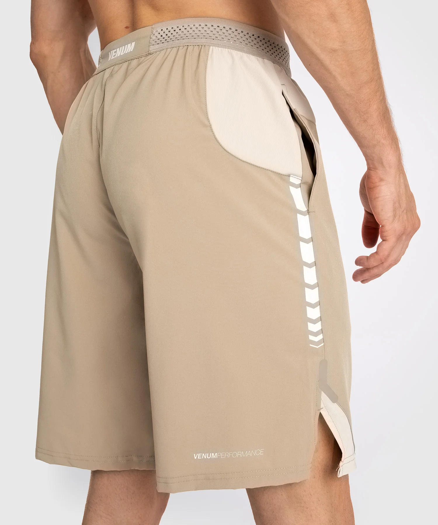 Short D'entraînement pour Hommes Venum Tempest - Beige/Sable - Image 6