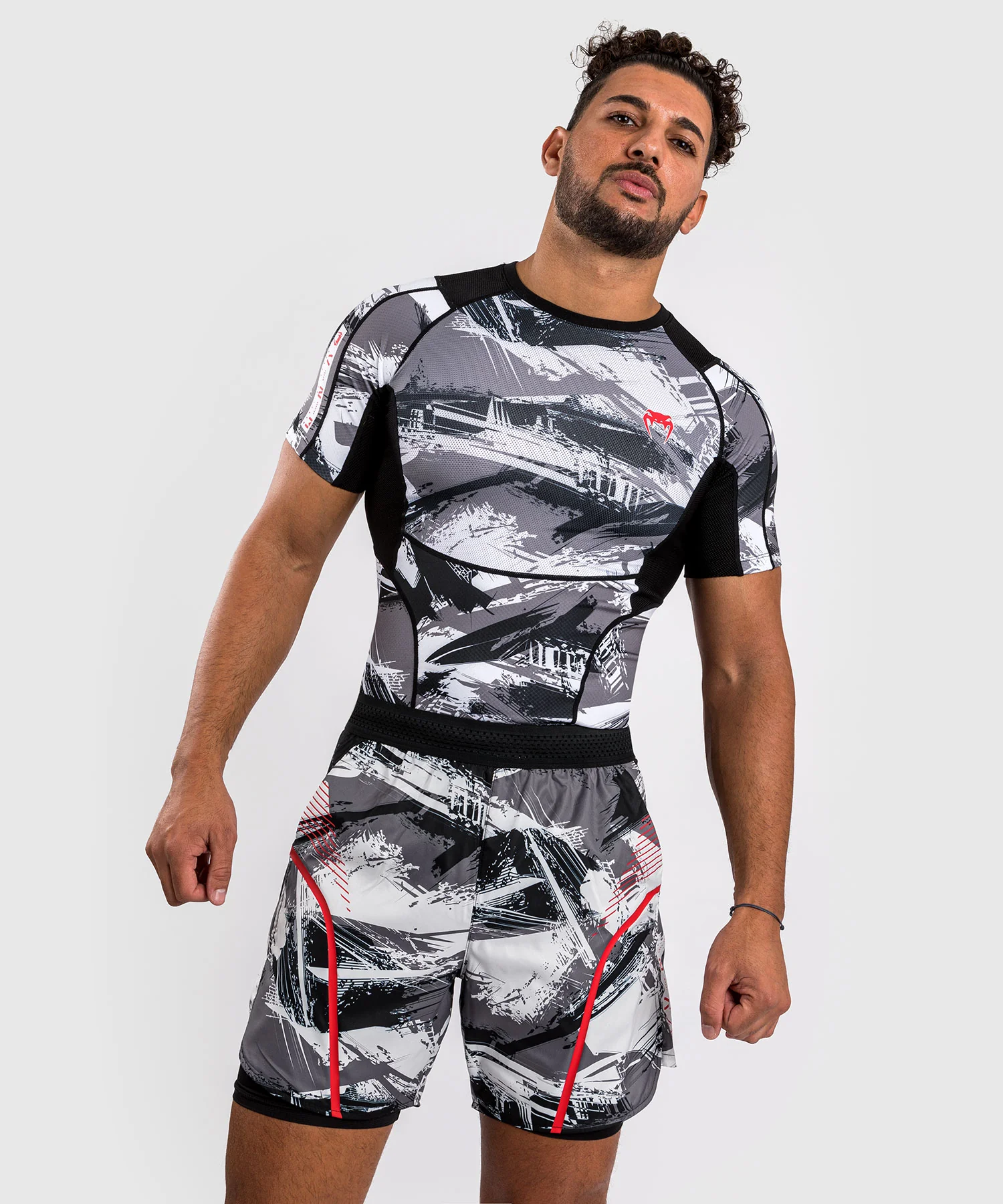 Short d'entraînement Venum Electron 3.0 - Gris/rouge - Image 3