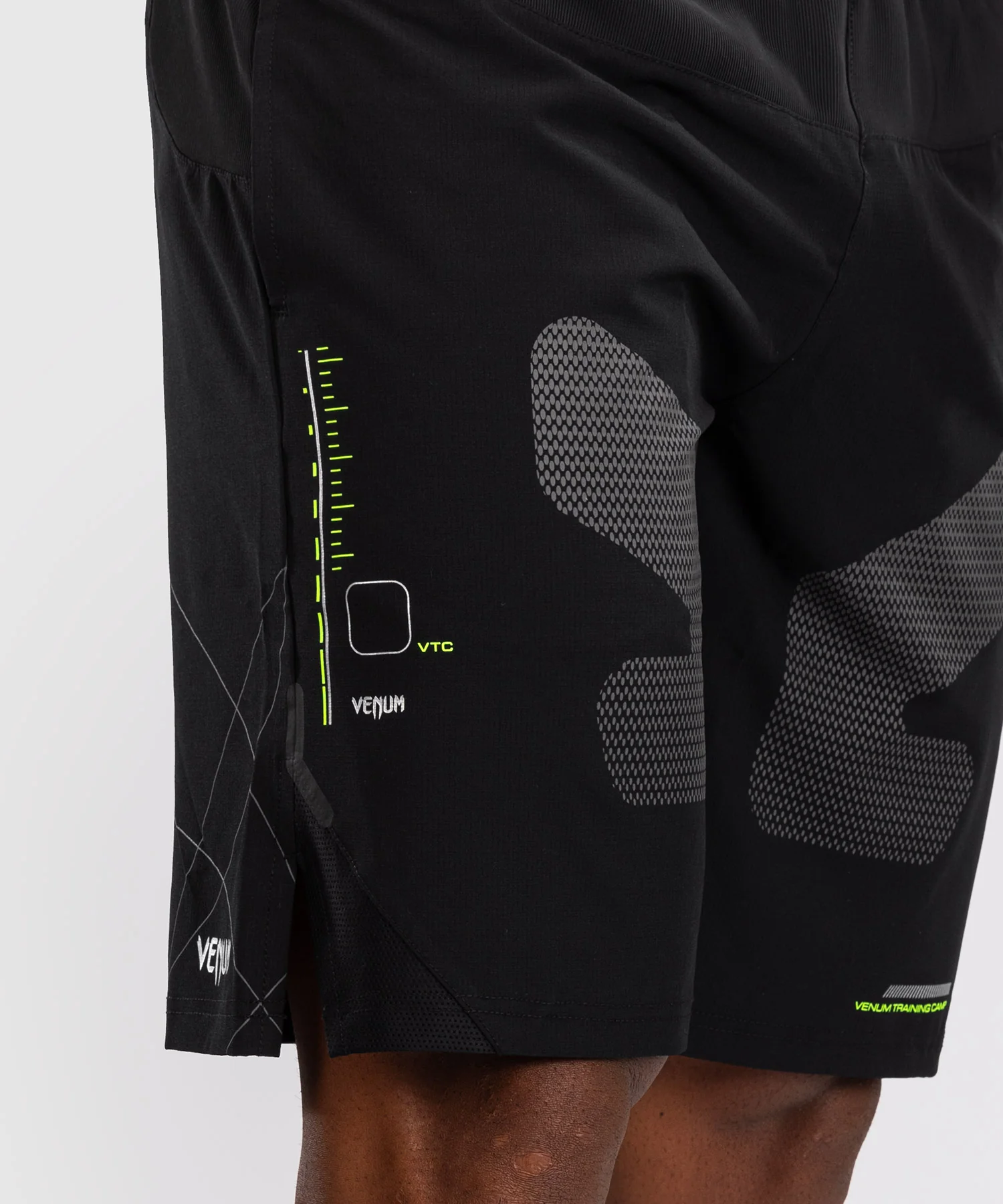 Short d'entraînement Venum Training Camp 4.0 - Noir/Vert Fluo - Image 4