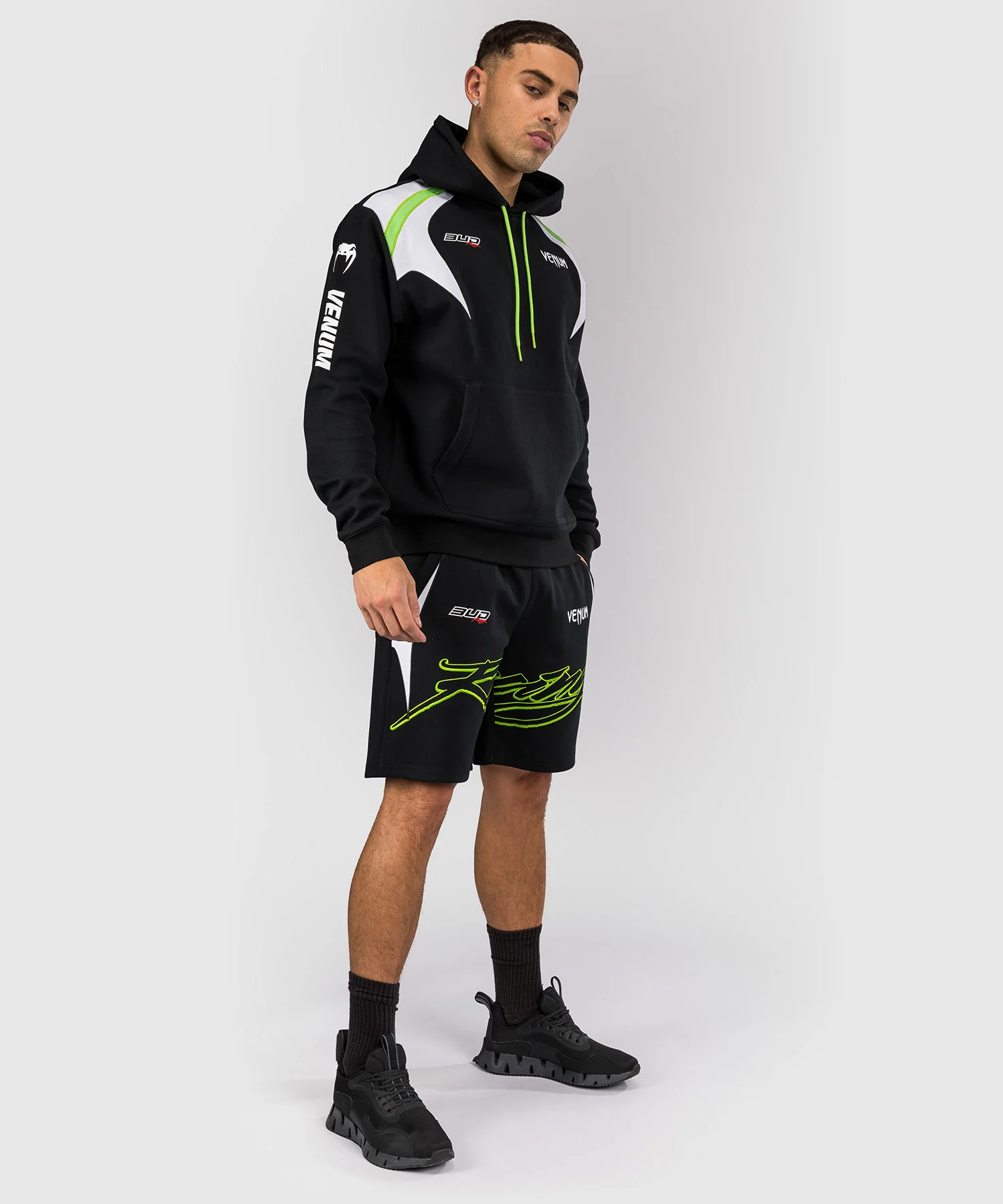 Short en coton pour Hommes Venum x Bud Racing - Noir/Blanc/Citron Vert - Image 4