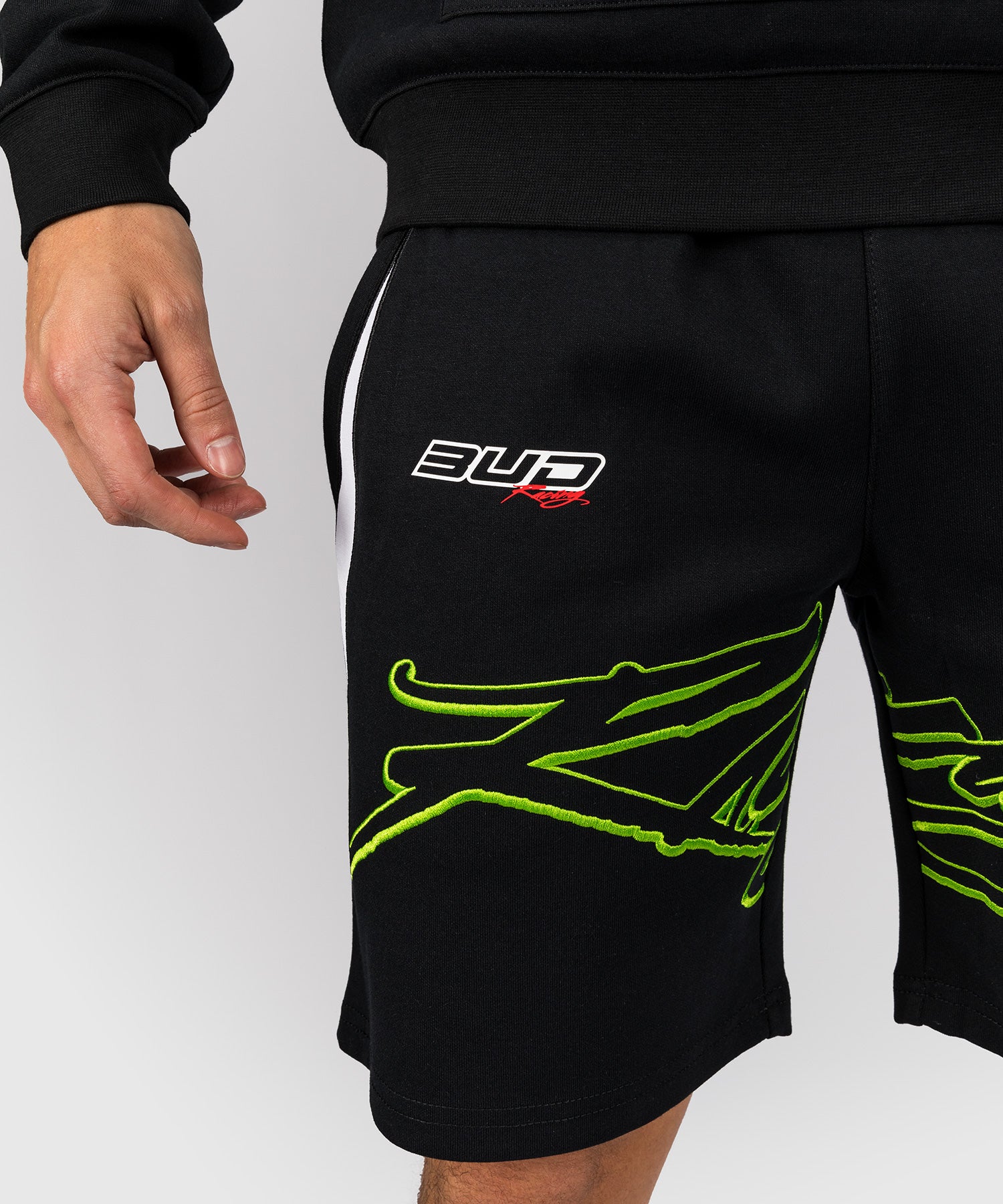Short en coton pour Hommes Venum x Bud Racing - Noir/Blanc/Citron Vert - Image 5