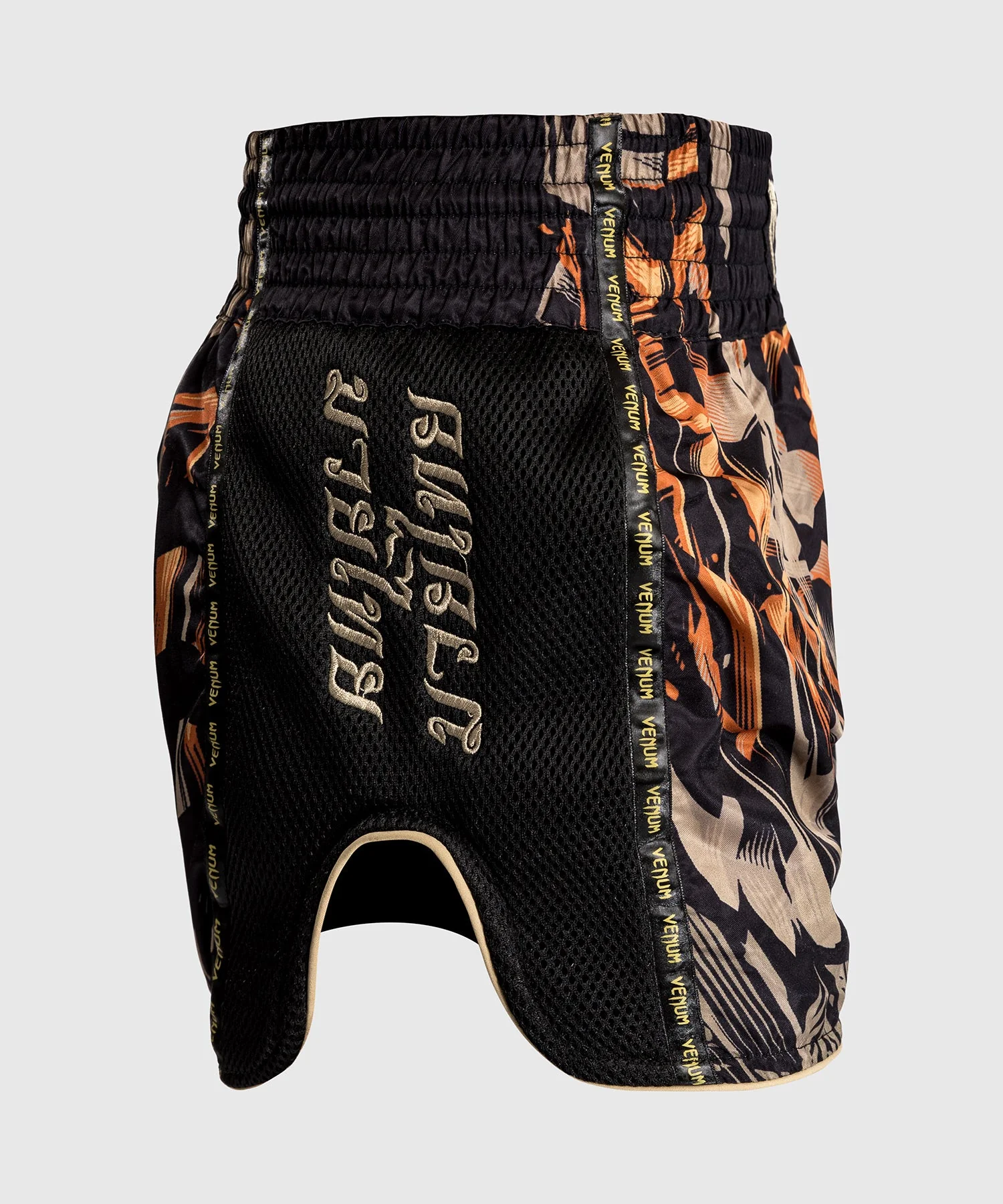 Short Muay Thai Venum Tiger pour Hommes - Noir/Orange Néon - Image 4