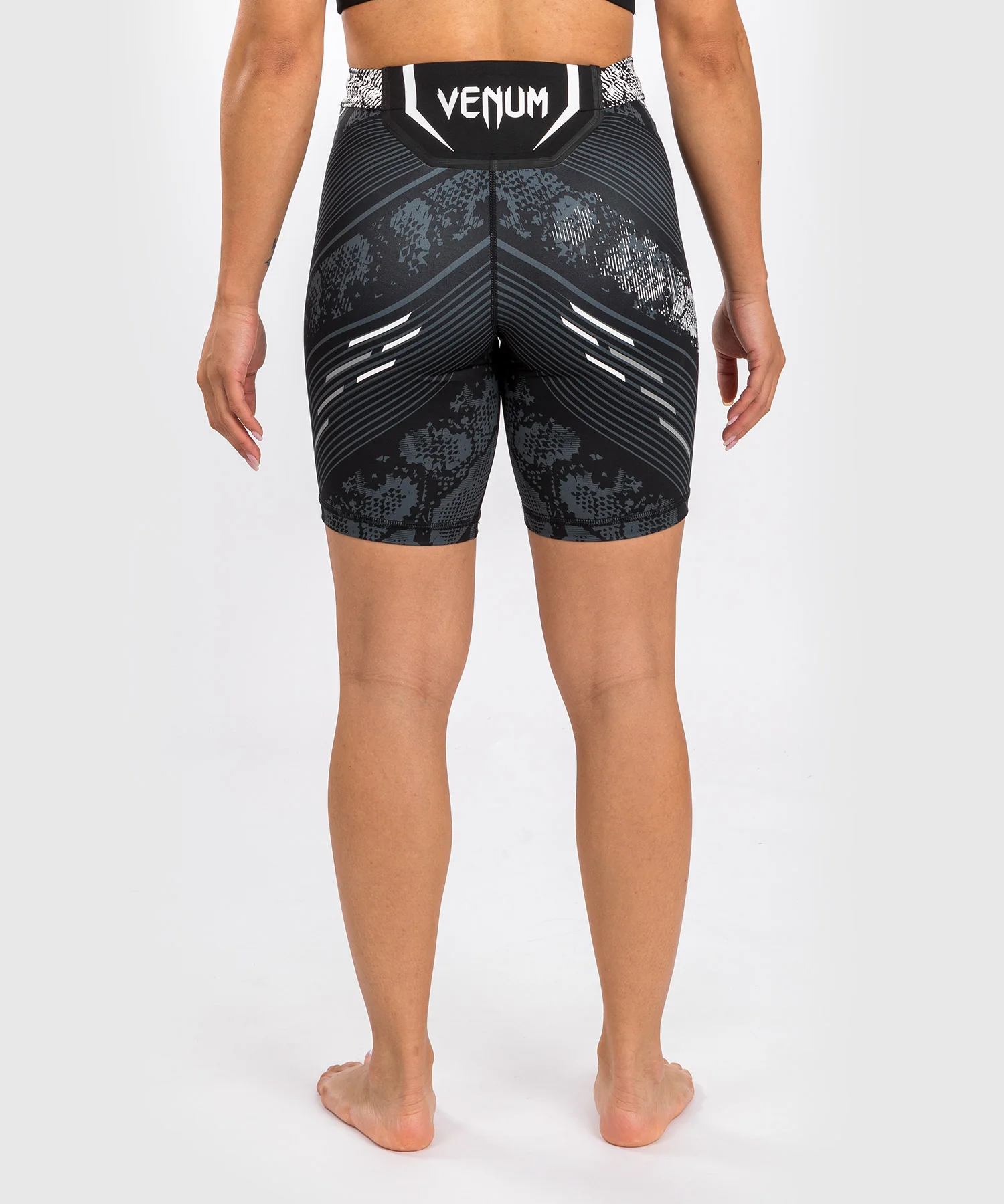 Short de compression Long Fit pour Femmes UFC Adrenaline by Venum Authentic Fight Night - Noir - Image 4