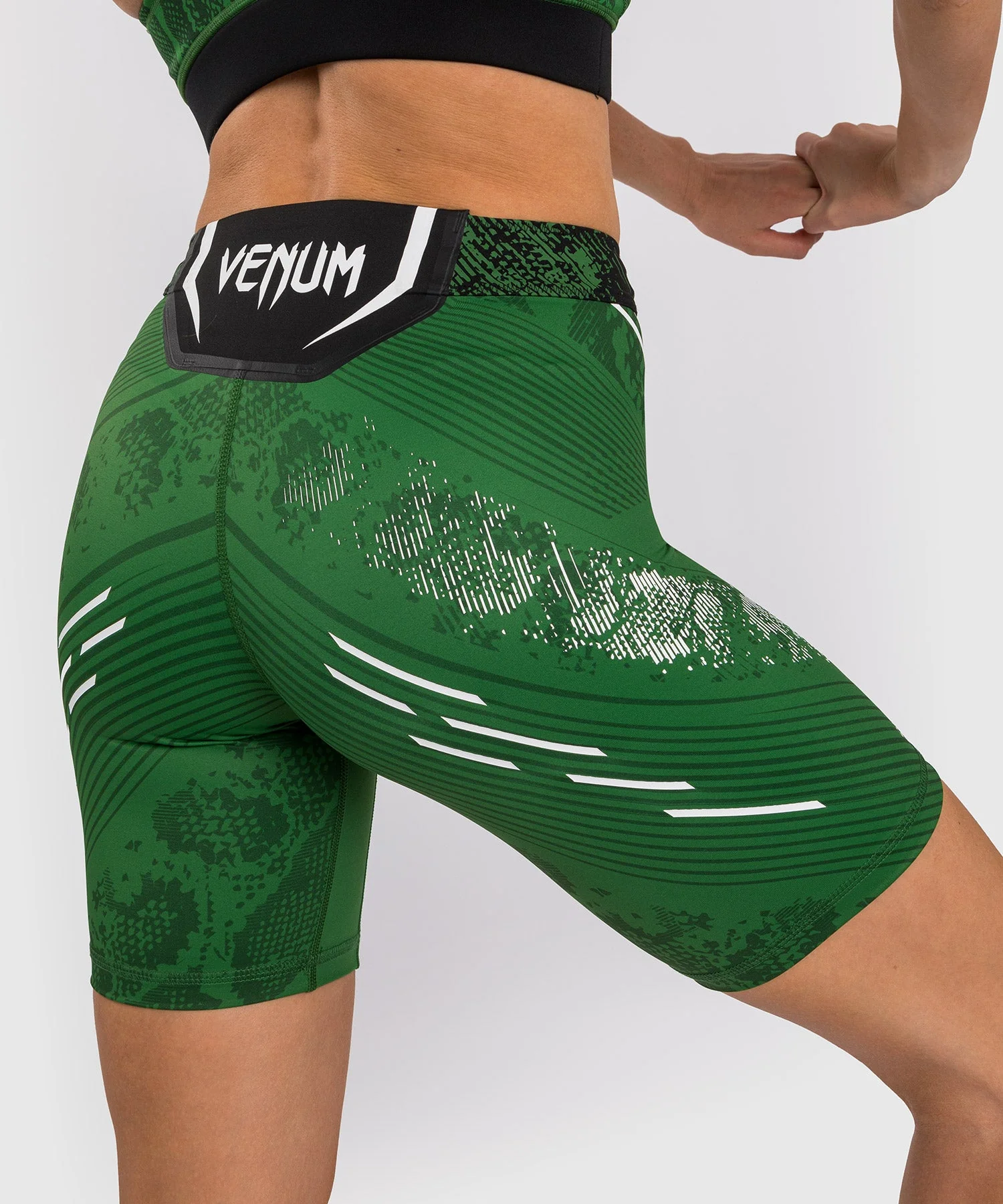 Short de compression Long Fit pour Femmes UFC Adrenaline by Venum Authentic Fight Night - Vert - Image 6