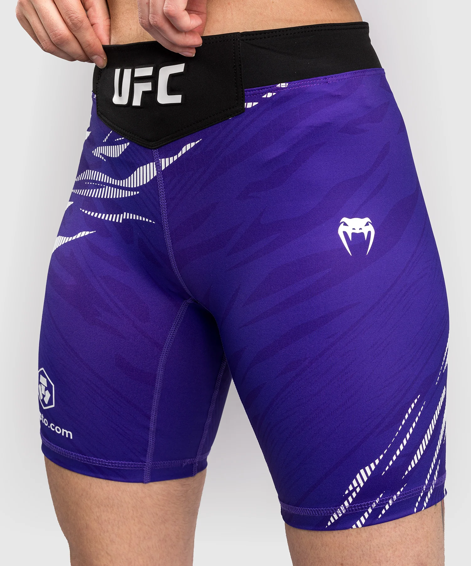 Short de compression pour Femmes UFC Fusion by Venum Authentic Fight Night - Coupe Longue - Violet - Image 6