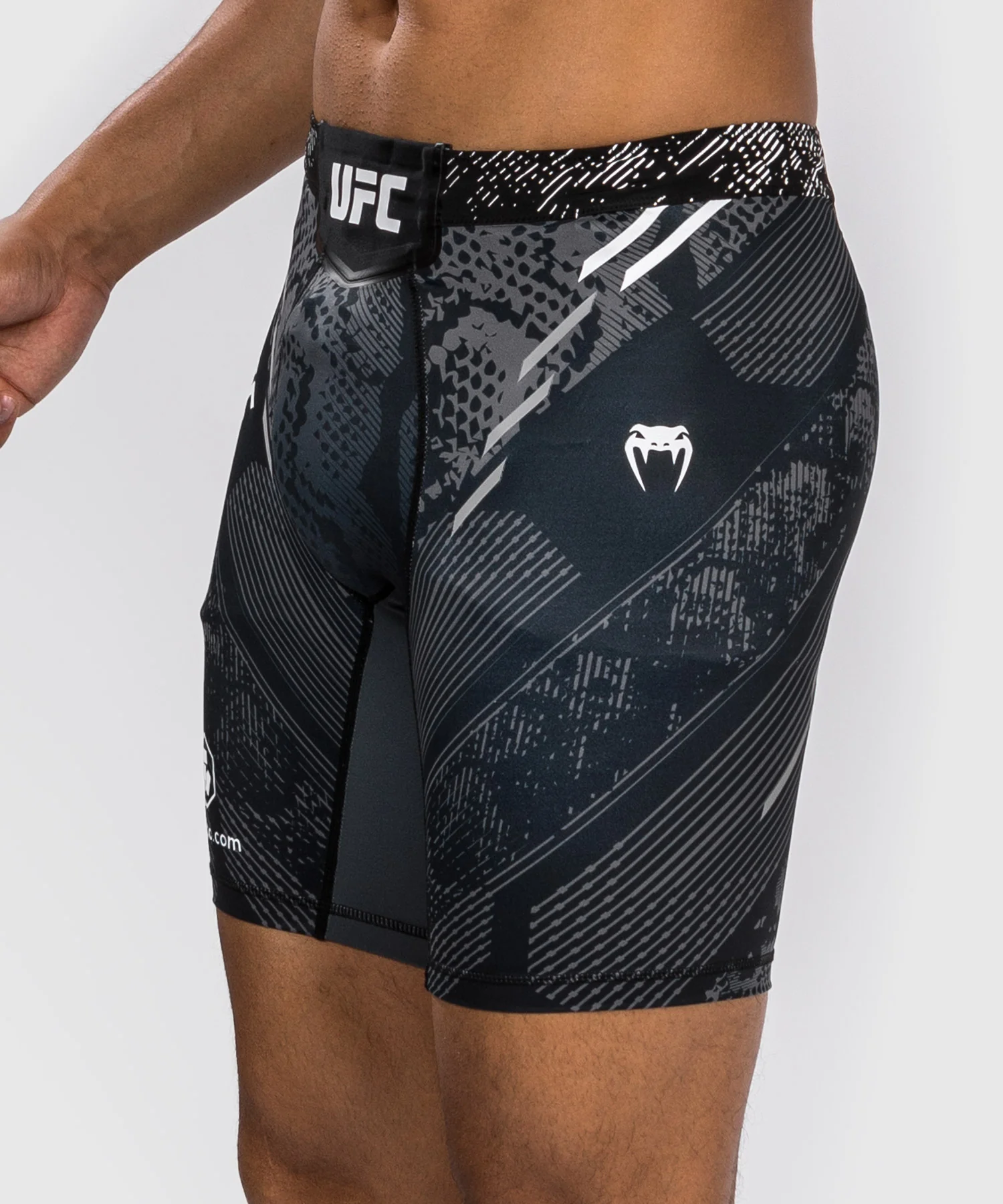 Short de compression pour Hommes UFC Adrenaline by Venum Authentic Fight Night - Noir - Image 7