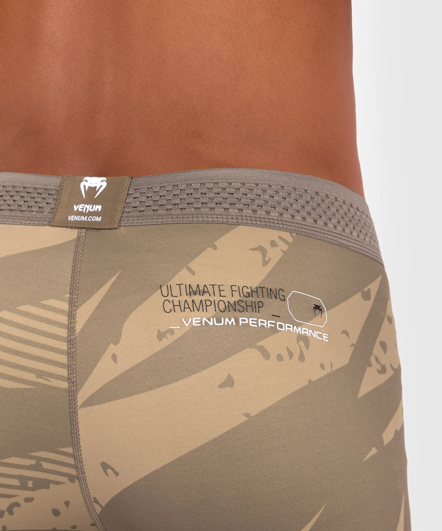 Short de compression pour Hommes UFC Adrenaline by Venum Fight Week - desert Camo - Image 7