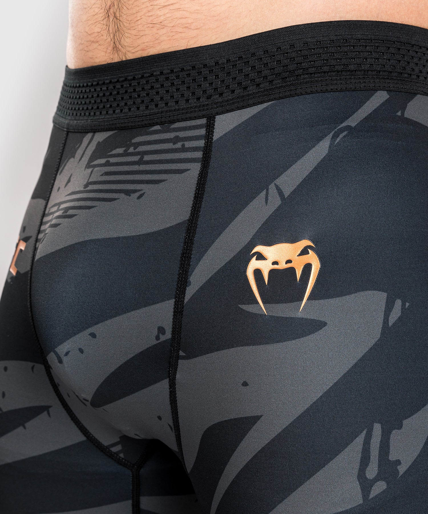 Short de compression pour Hommes UFC Adrenaline by Venum Fight Week - Urban Camo - Image 4