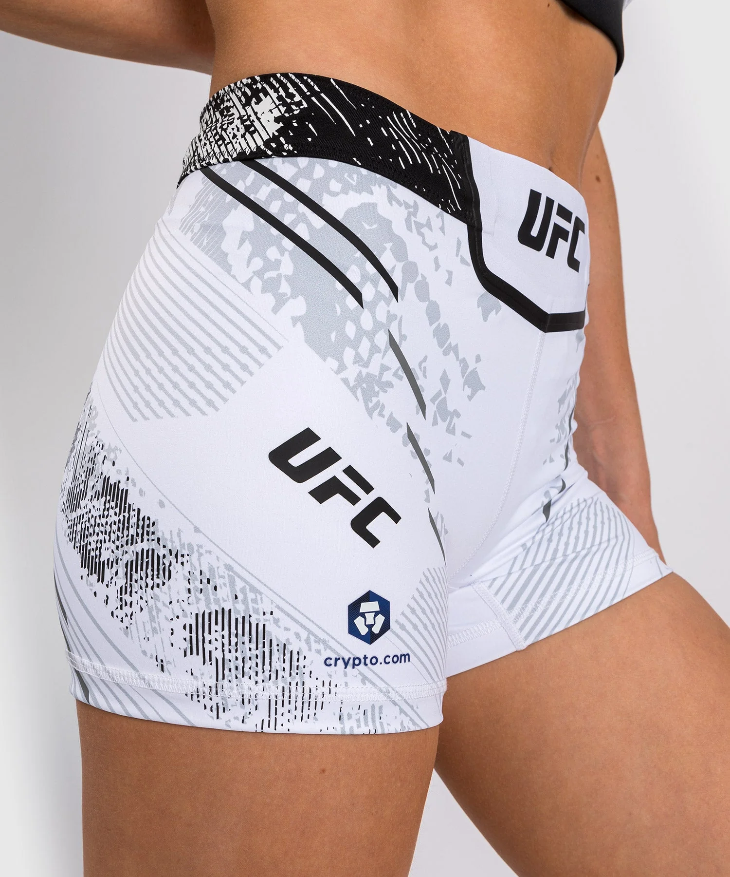 Short de Short de compression Fit pour Femmes UFC Adrenaline by Venum Authentic Fight Night - Blanc - Image 5