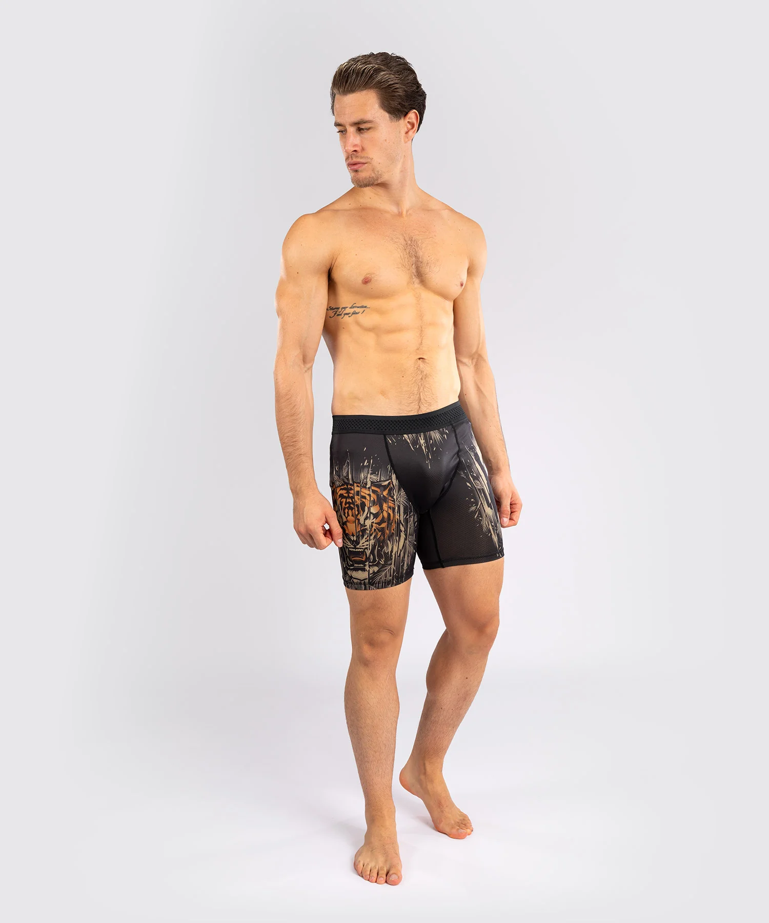 Short de compression Venum Tiger pour Hommes - Noir/Orange Néon