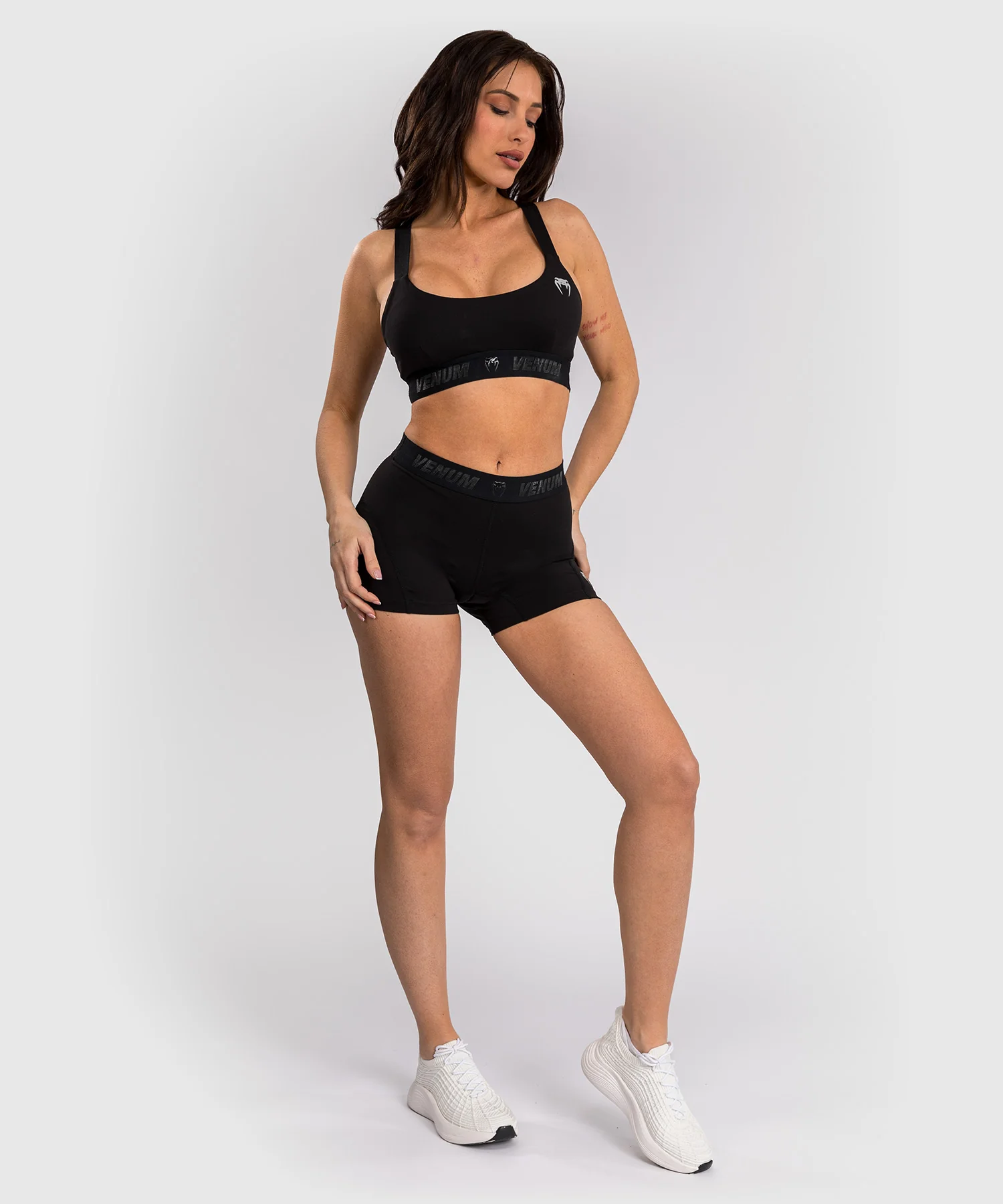 Short Venum Elevate pour Femmes Vale Tudo - Noir - Image 4