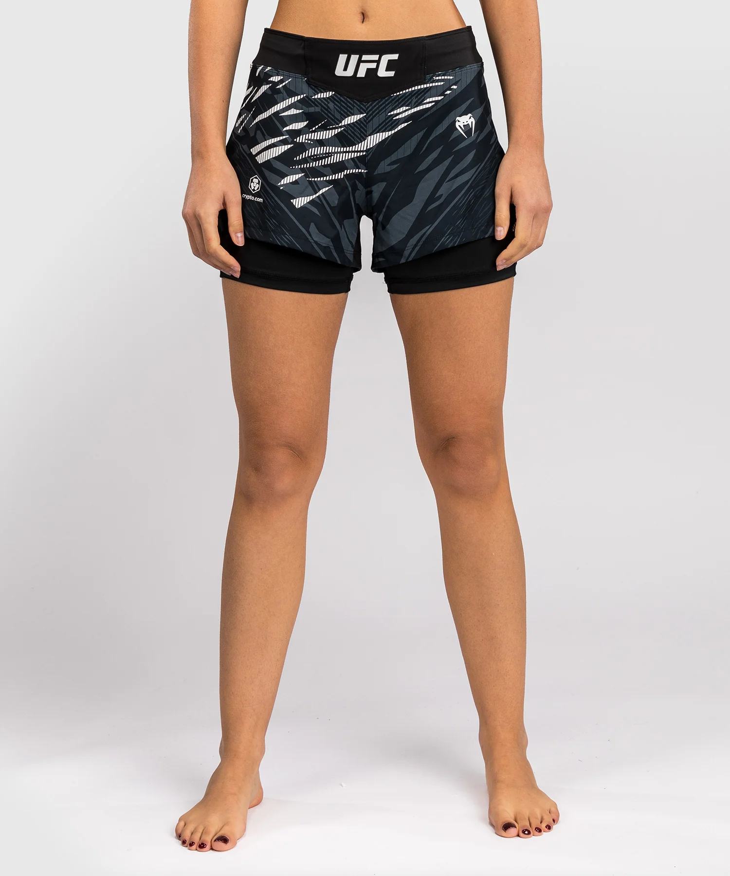 Shorts de Combat pour Femmes UFC Fusion by Venum Authentic Fight Night - Noir