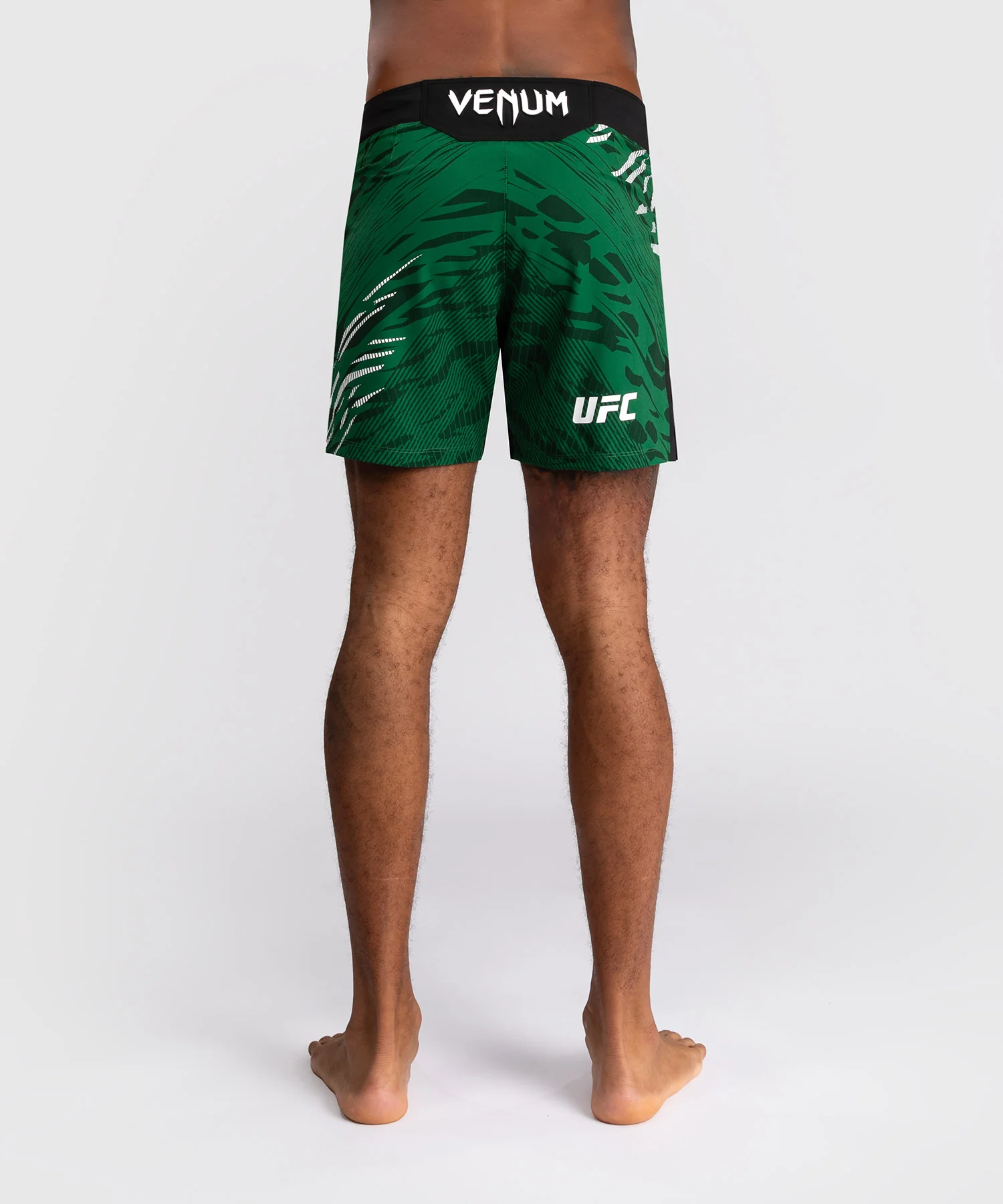 Shorts de Combat pour Hommes UFC Fusion by Venum Authentic Fight Night - Coupe Courte - Vert - Image 3
